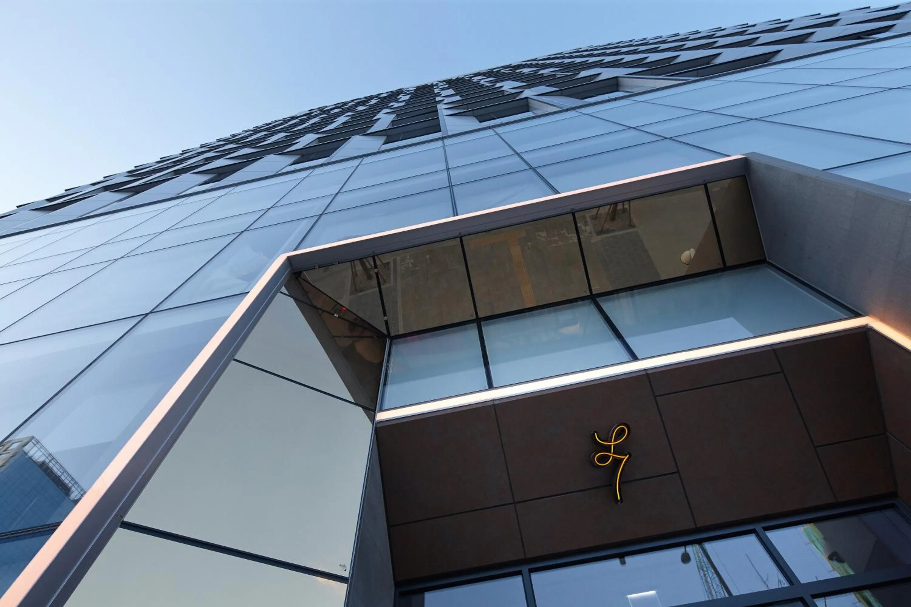 Property building in L7 Hongdae