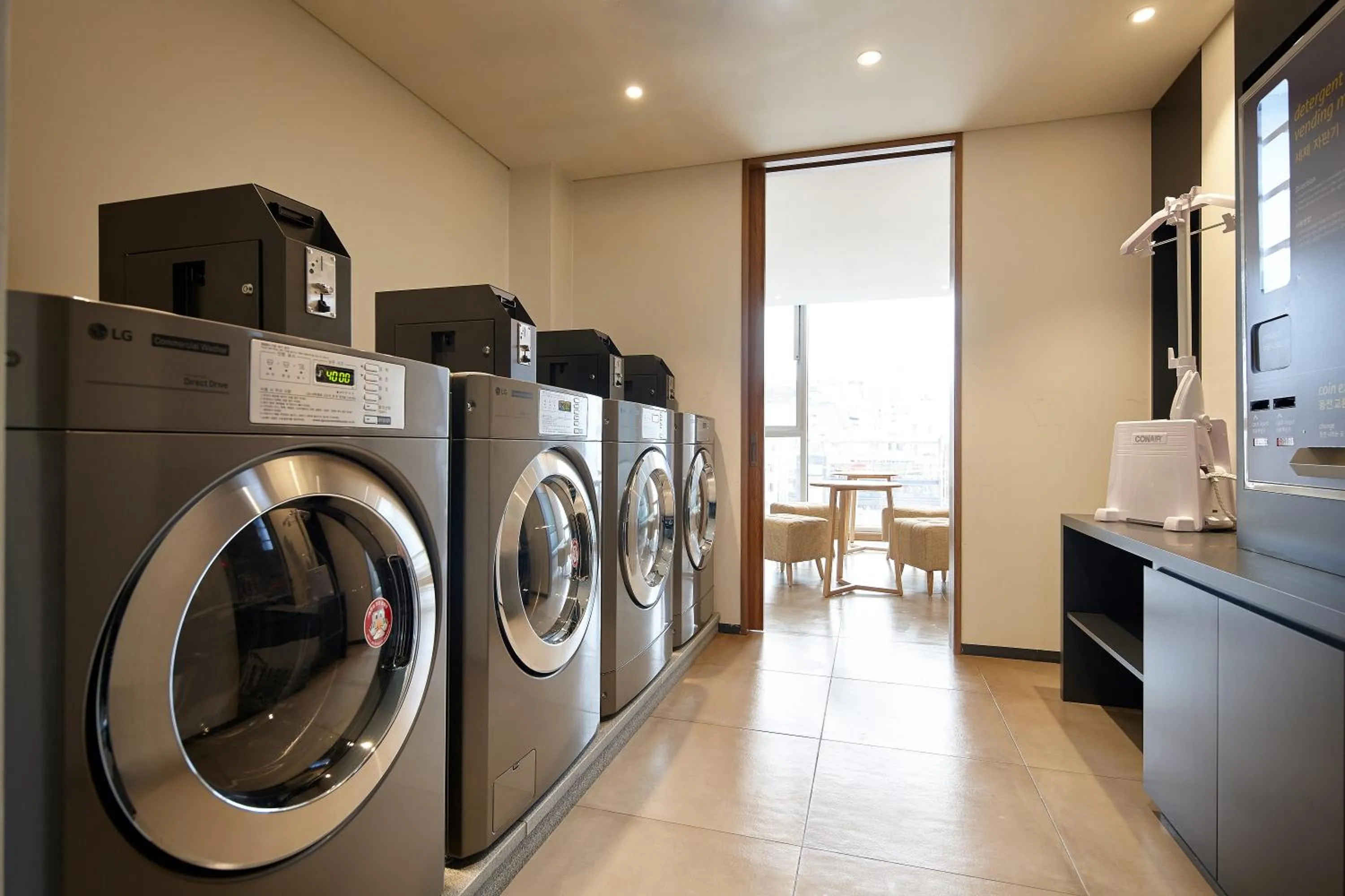 Area and facilities in L7 Hongdae