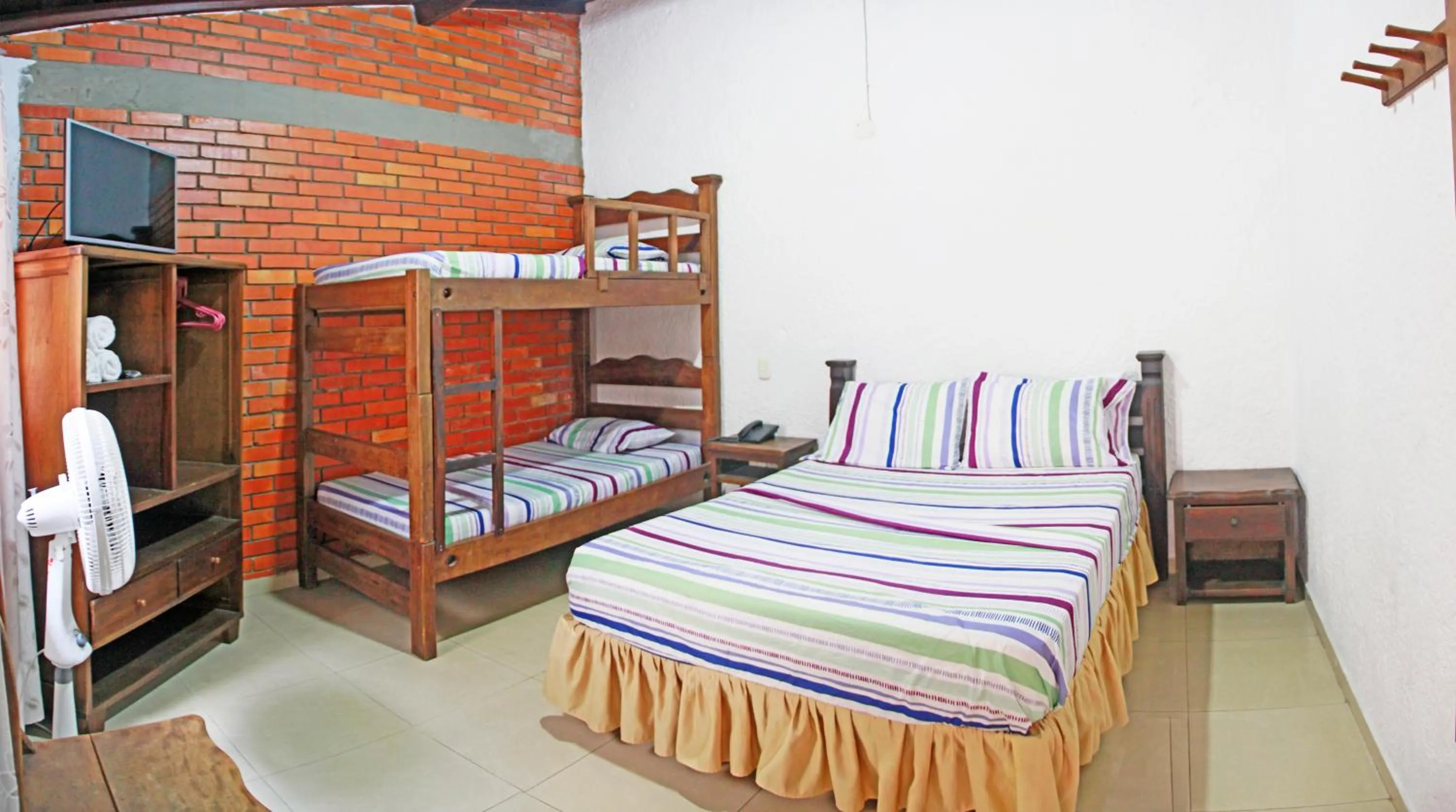 Photo of the whole room, Bed in Hotel Campestre UMPALÁ