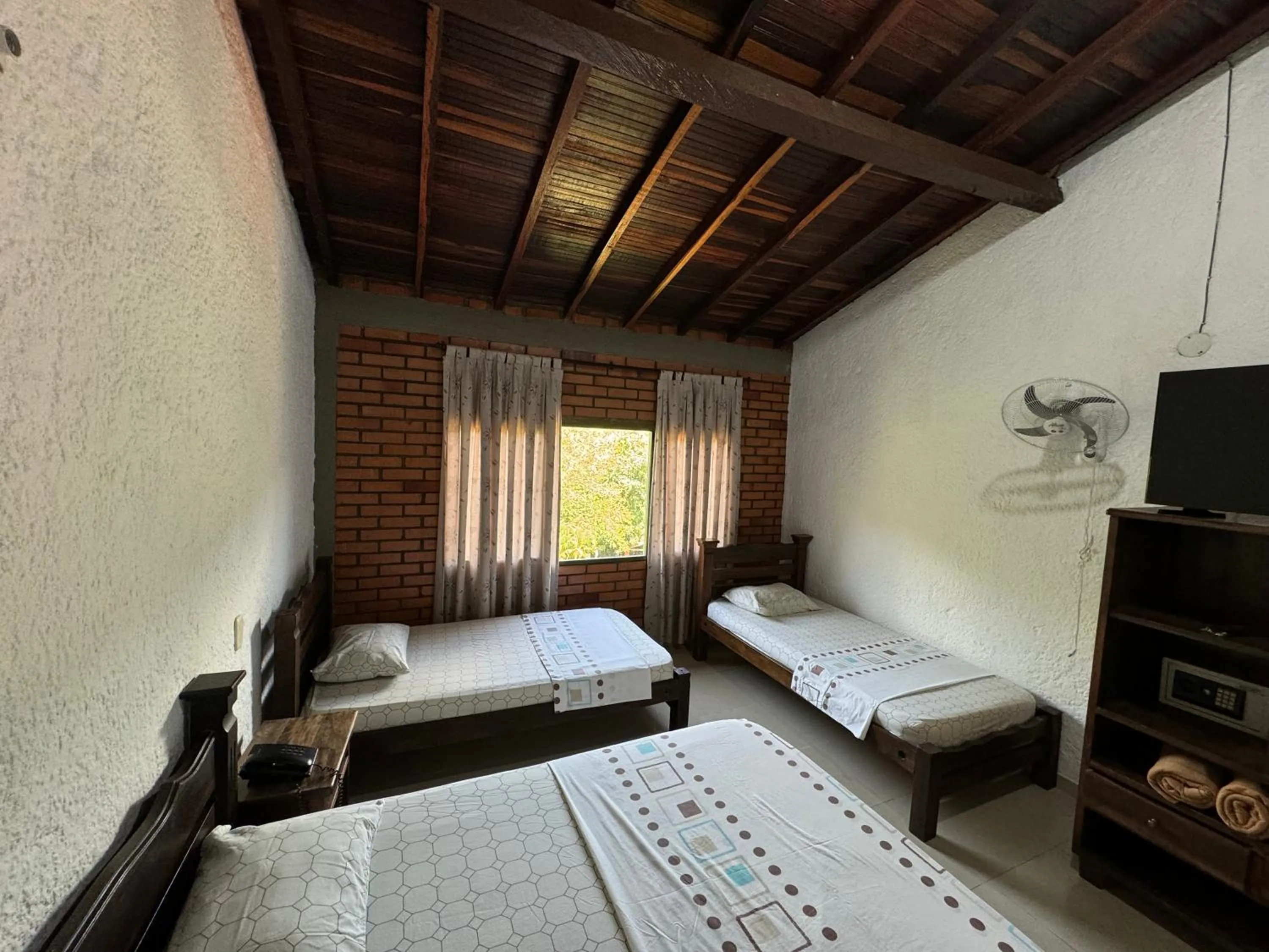 Photo of the whole room, Bed in Hotel Campestre UMPALÁ