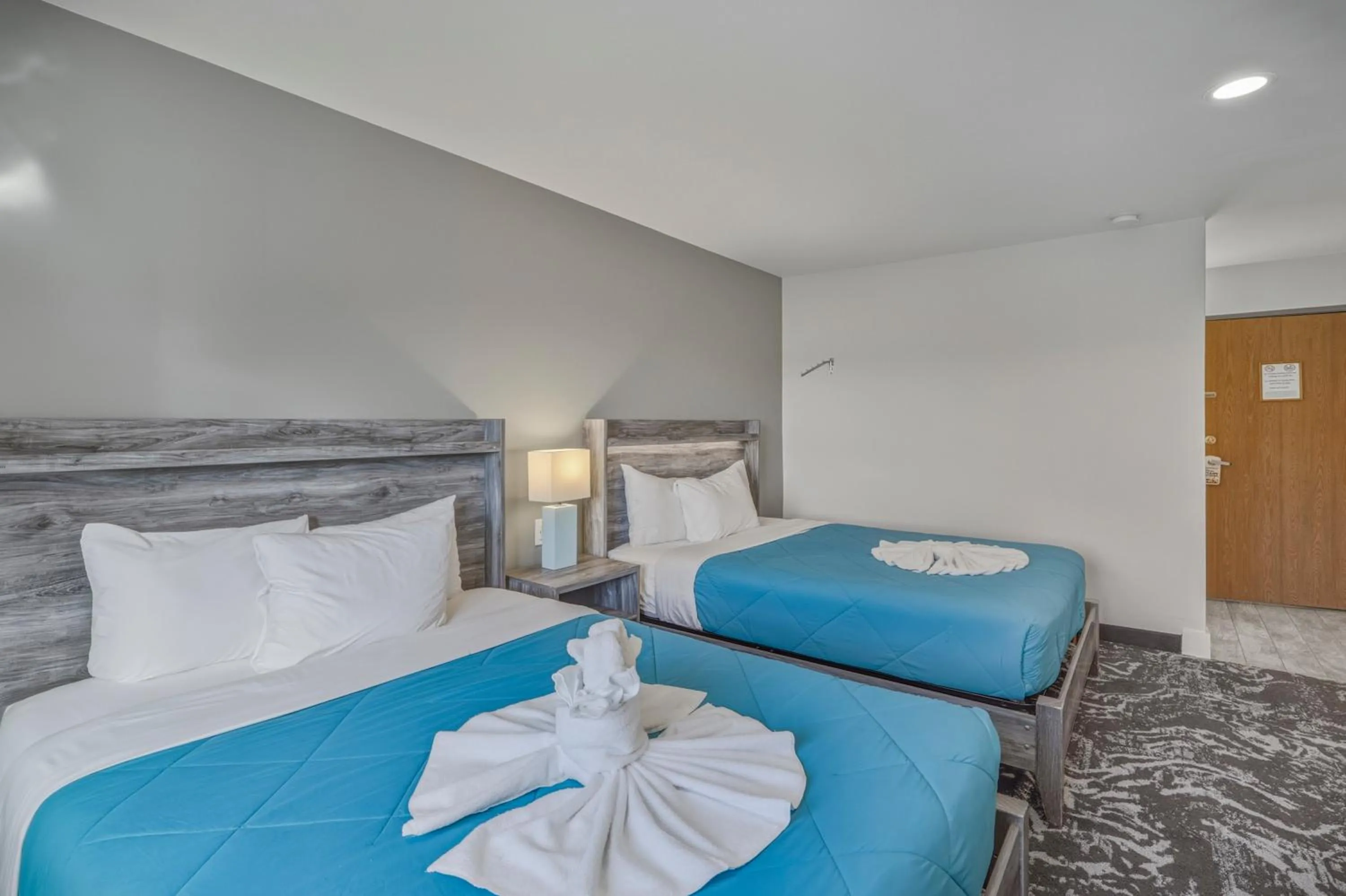 Bed in RiverWalk Inn