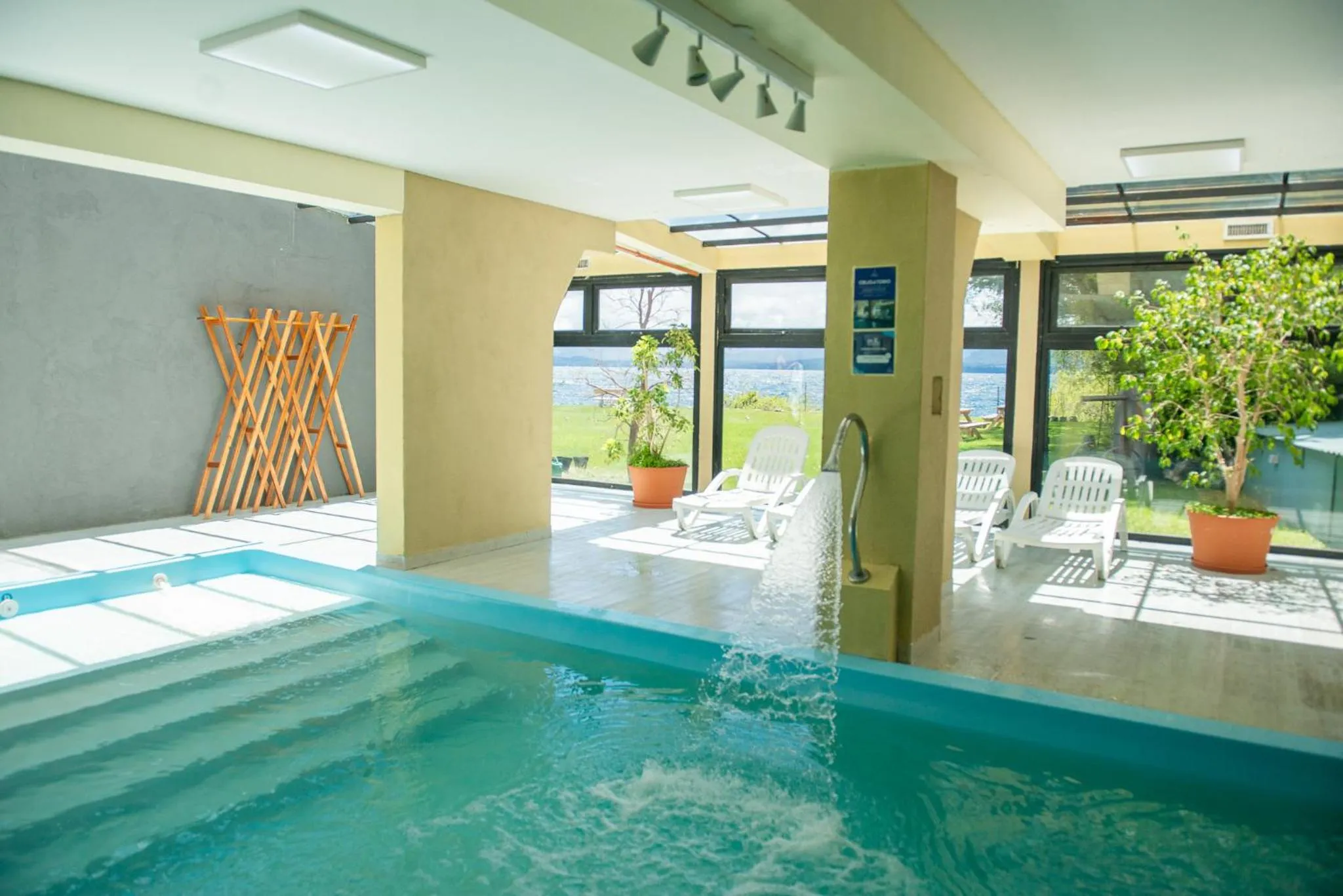 Swimming pool in Patagonia Hotel