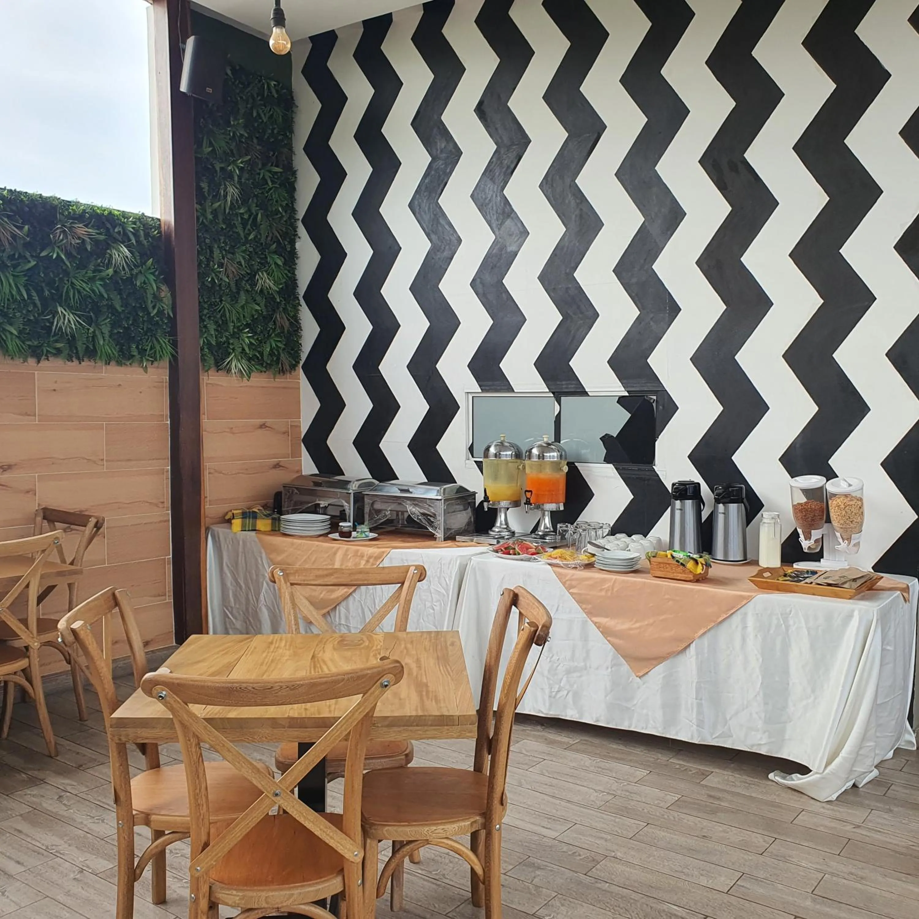 Breakfast in Hotel San Miguel Imperial