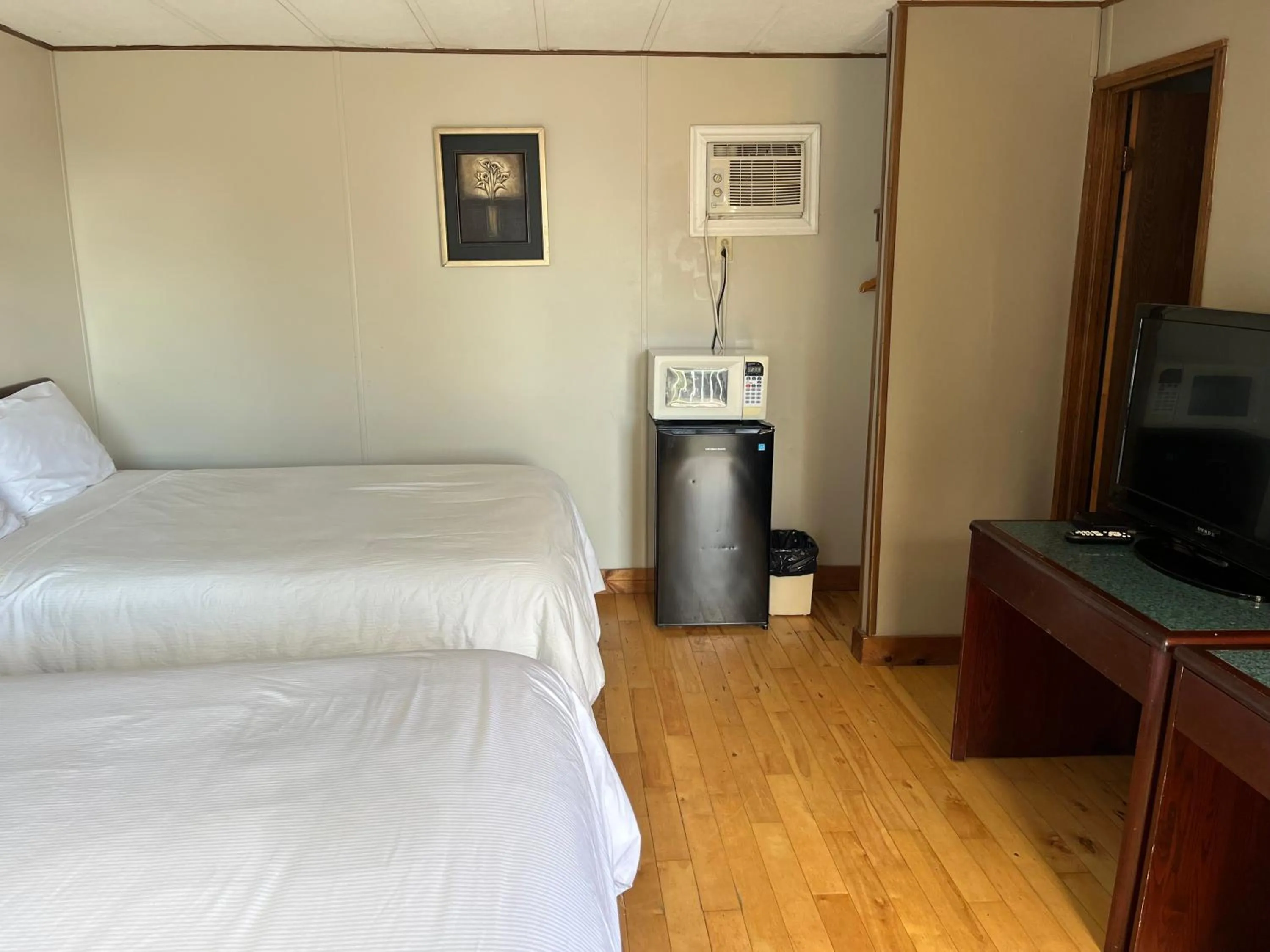 Bed in Motel Clair Mont