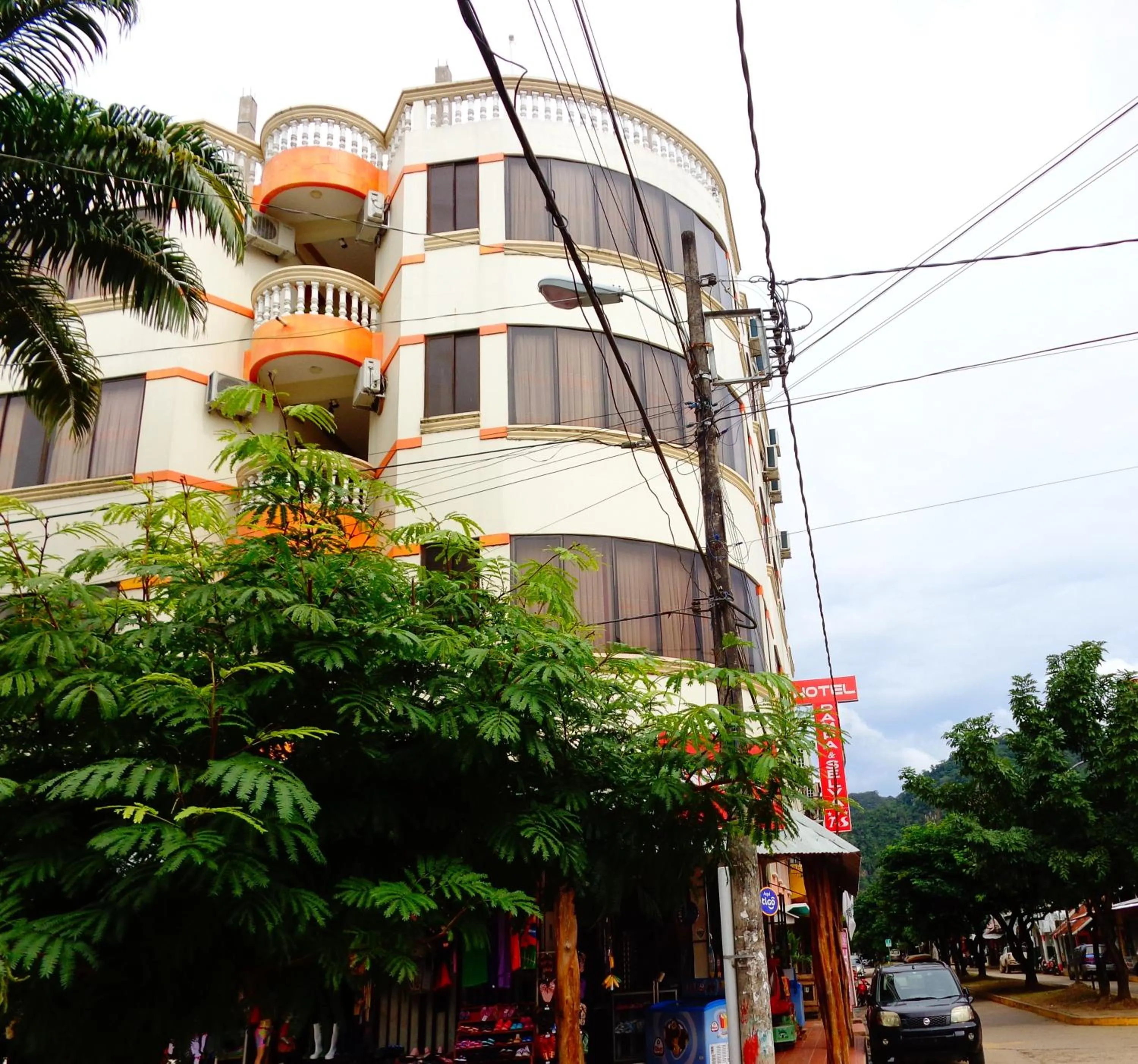 Property building in Hotel Pampa & Selva