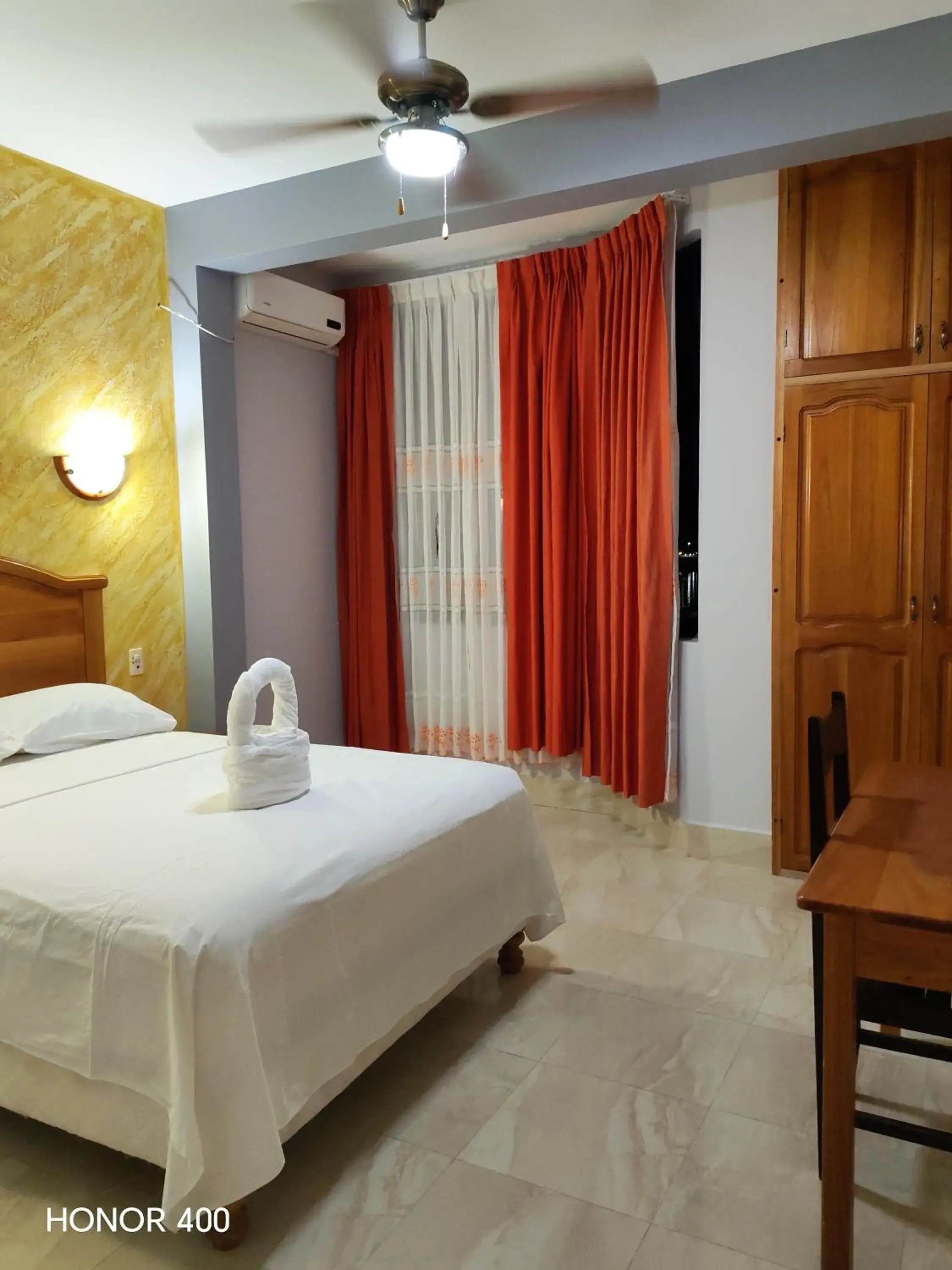 Studio with Mountain View - single occupancy in Hotel Pampa & Selva Studio with Mountain View - single occupancy in Hotel Pampa & Selva