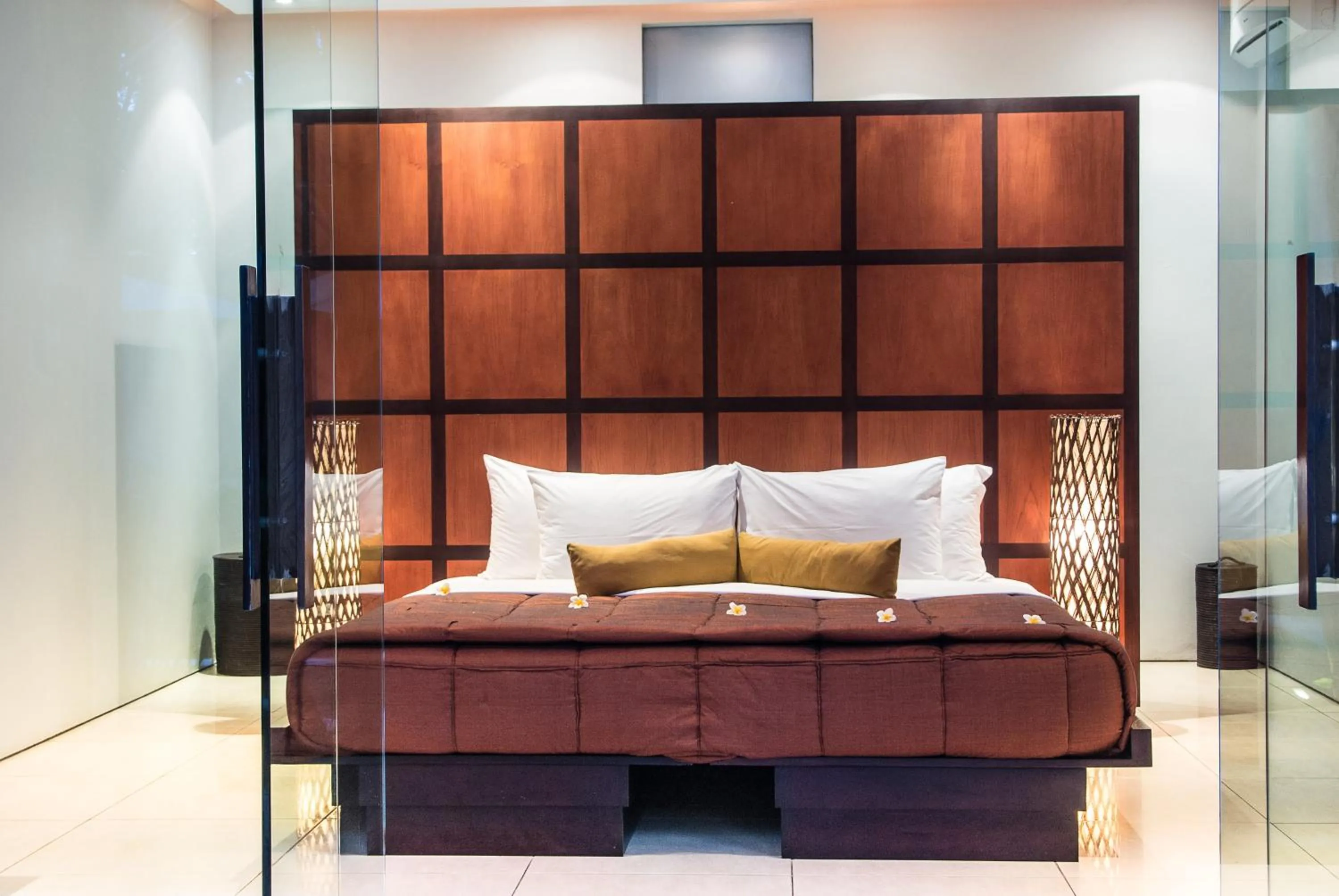 Bed in Kembali Villas