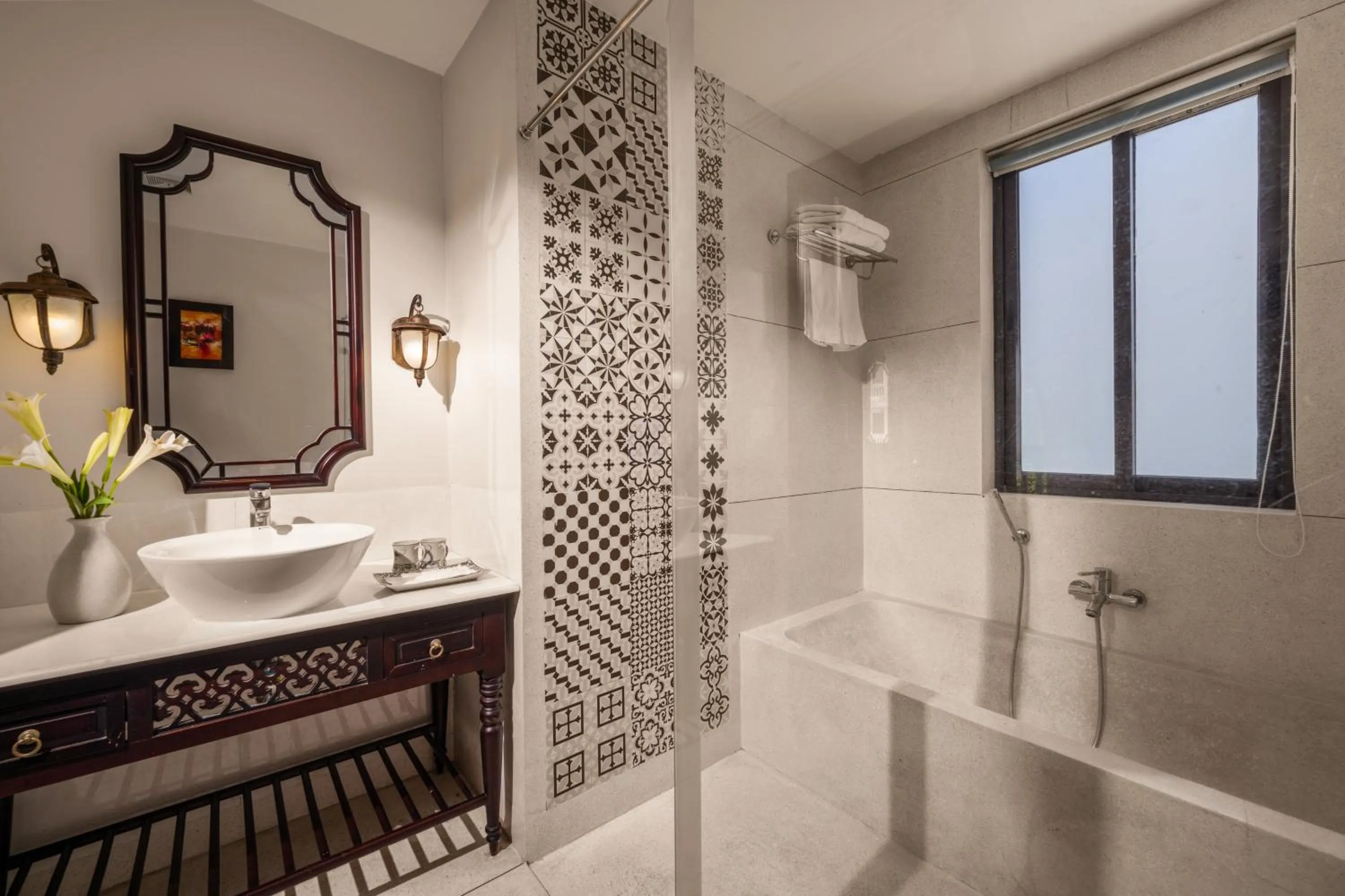Shower in Hoi An Rosemary Boutique Hotel & Spa - A Peaceful Retreat