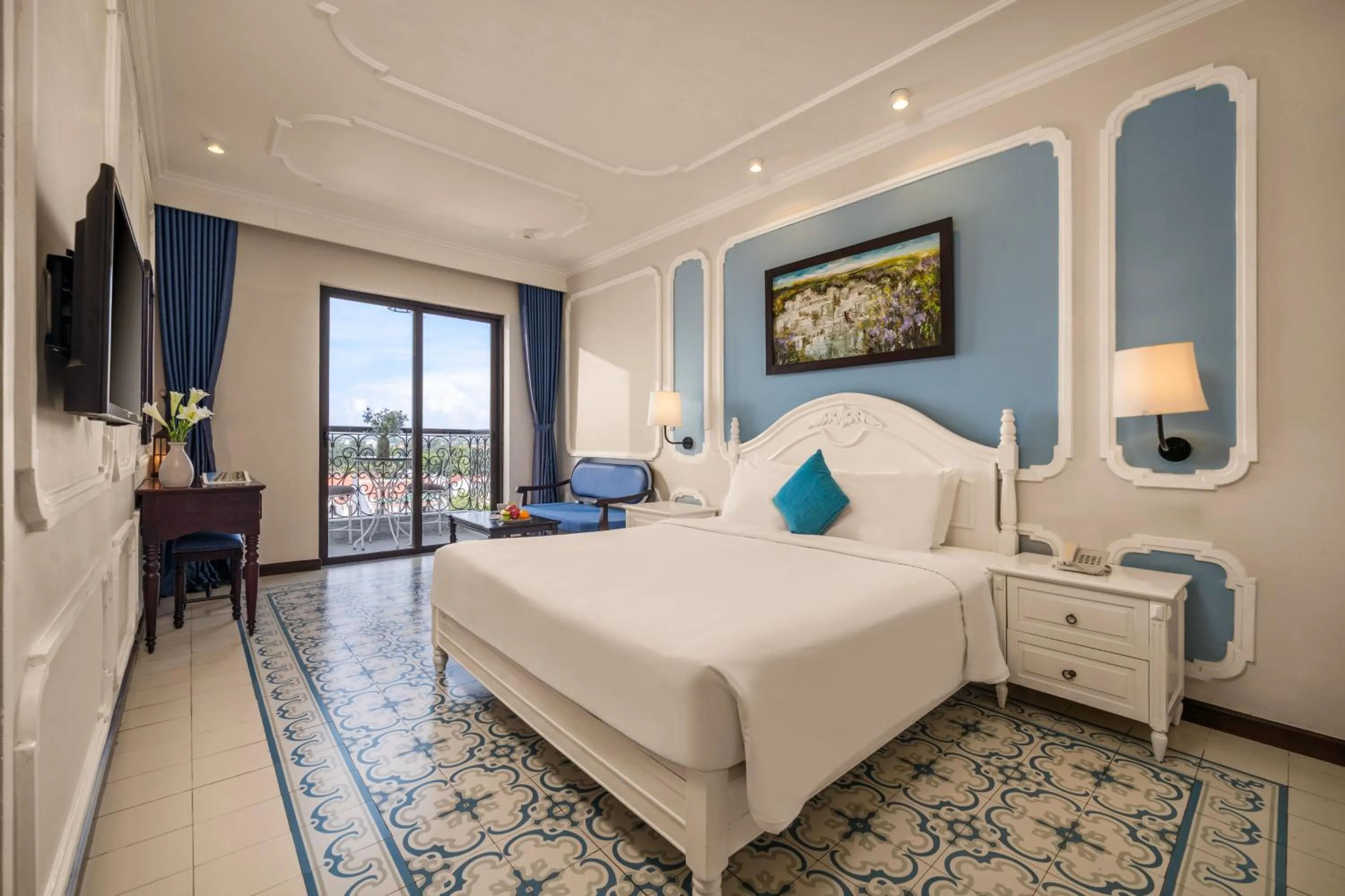 Communal lounge/ TV room, Bed in Hoi An Rosemary Boutique Hotel & Spa - A Peaceful Retreat