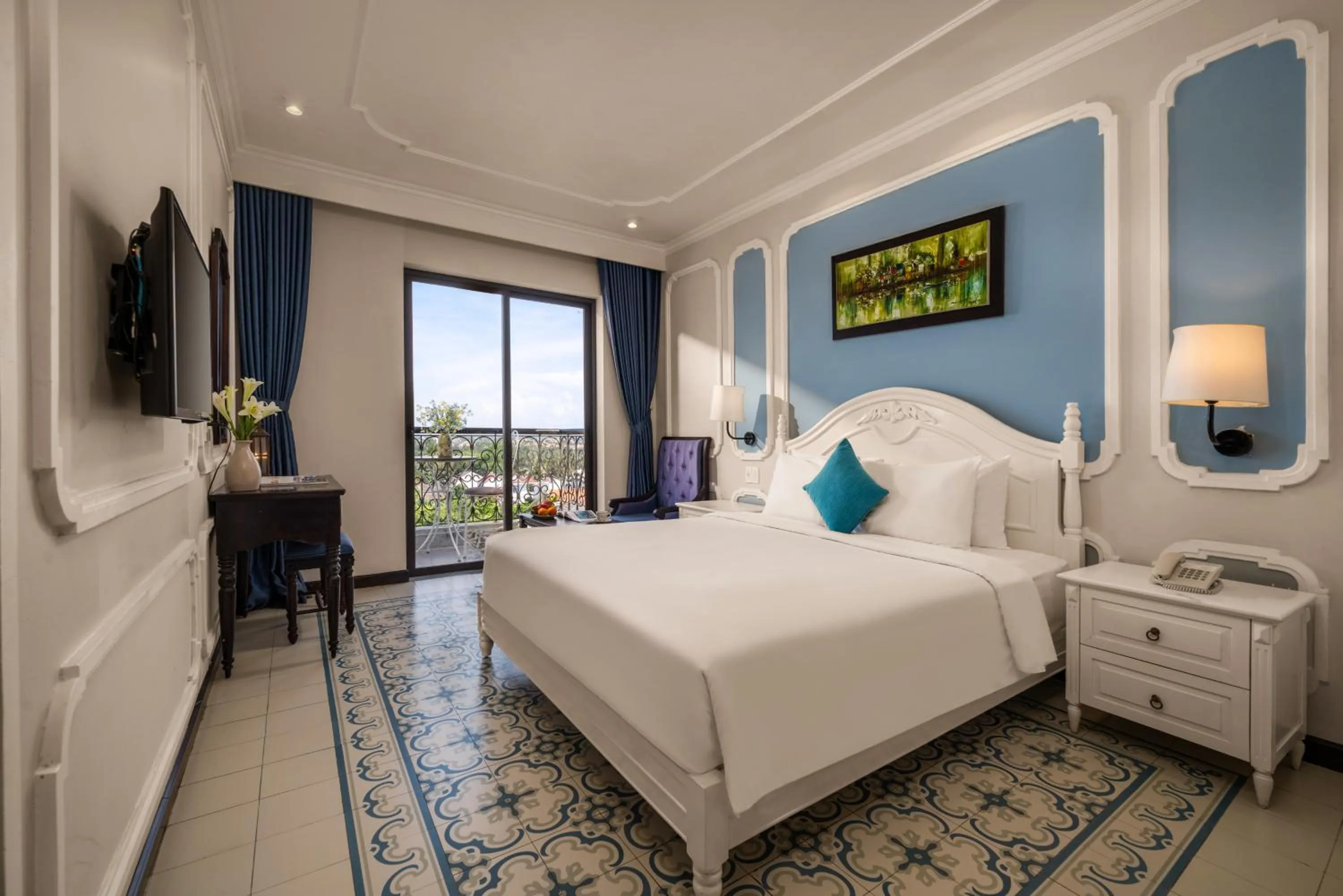 Bed in Hoi An Rosemary Boutique Hotel & Spa - A Peaceful Retreat