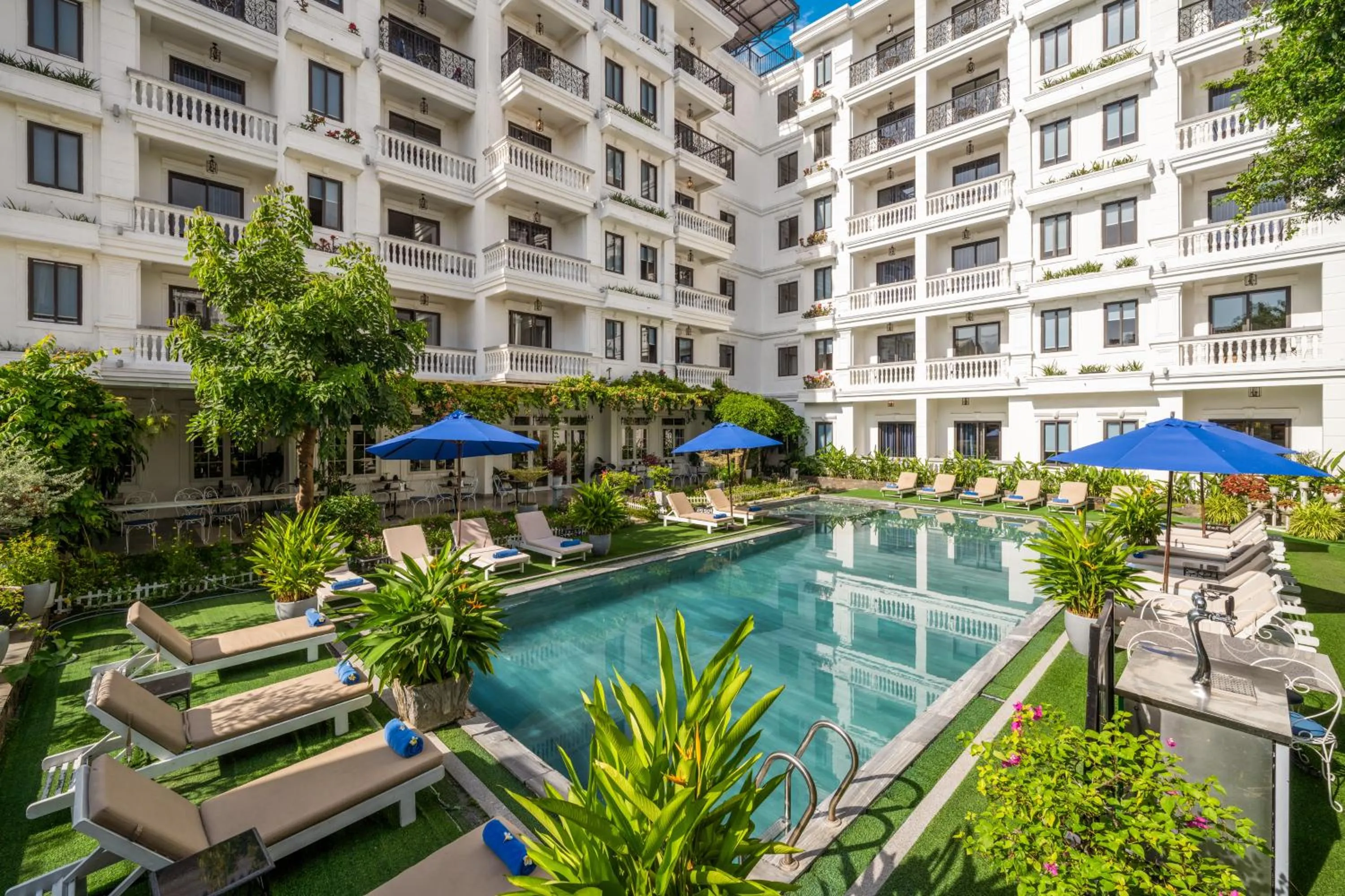 Property building in Hoi An Rosemary Boutique Hotel & Spa - A Peaceful Retreat