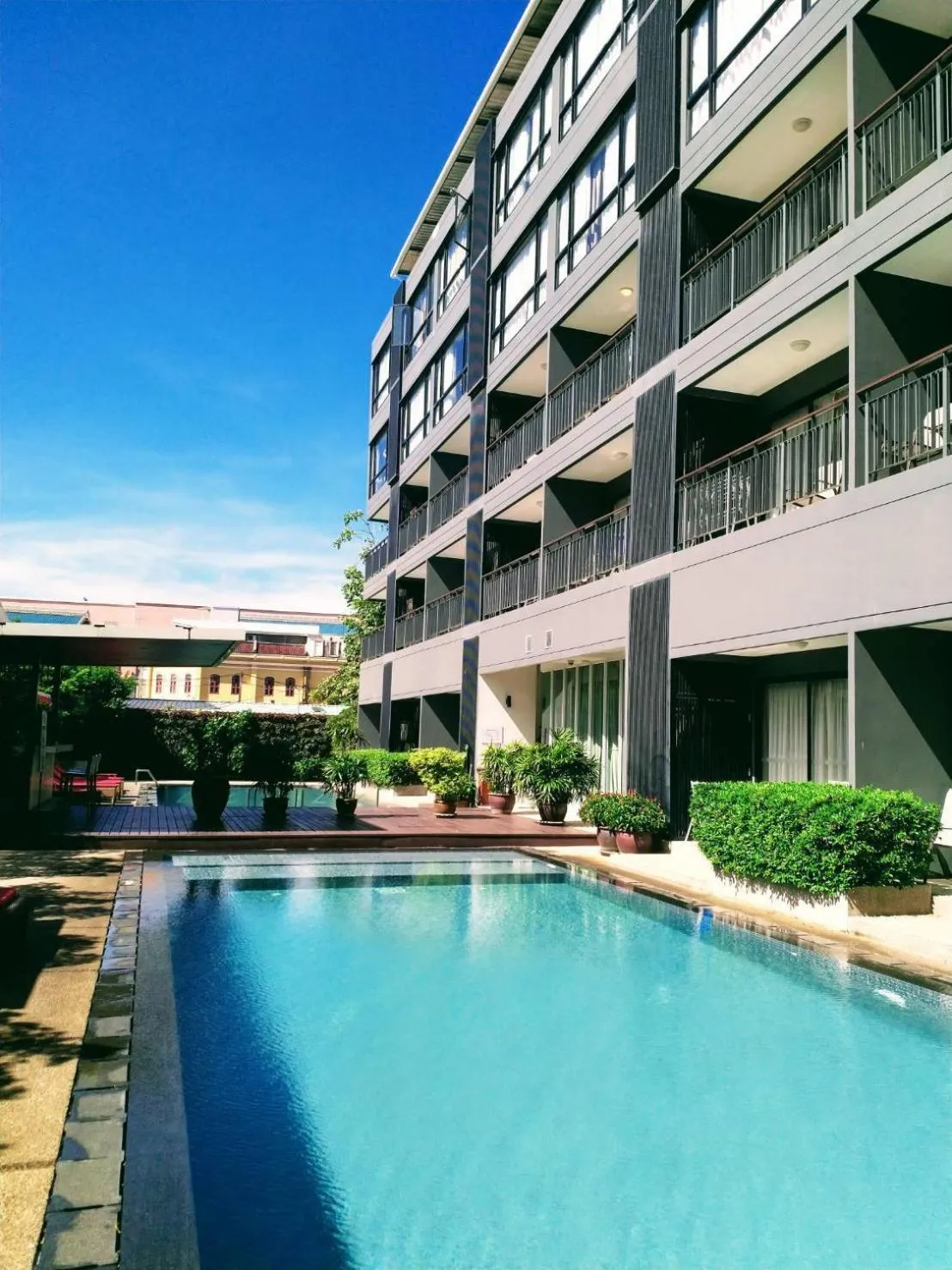 Swimming pool in The Lantern Resorts Patong