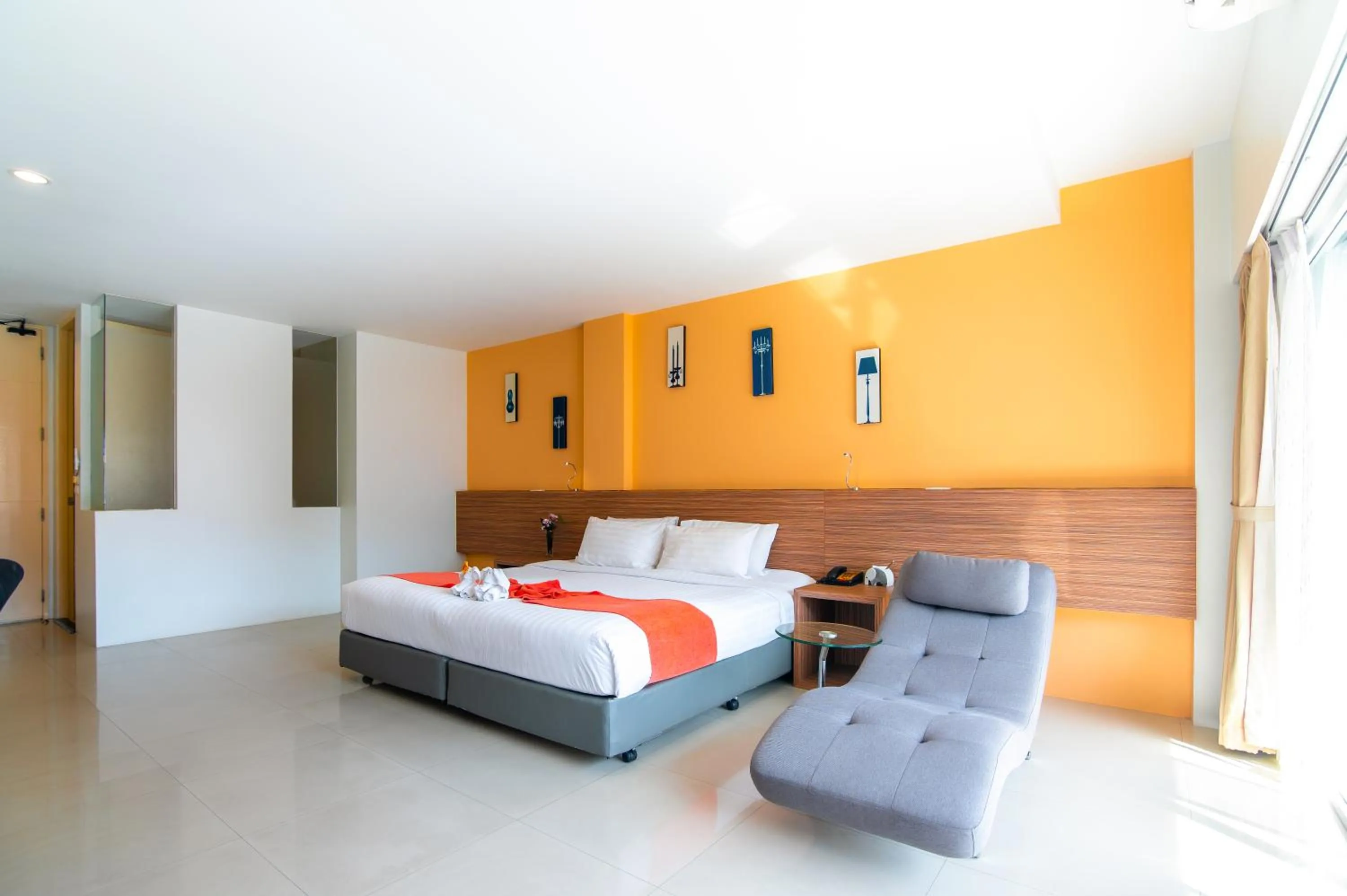 Bed in The Lantern Resorts Patong