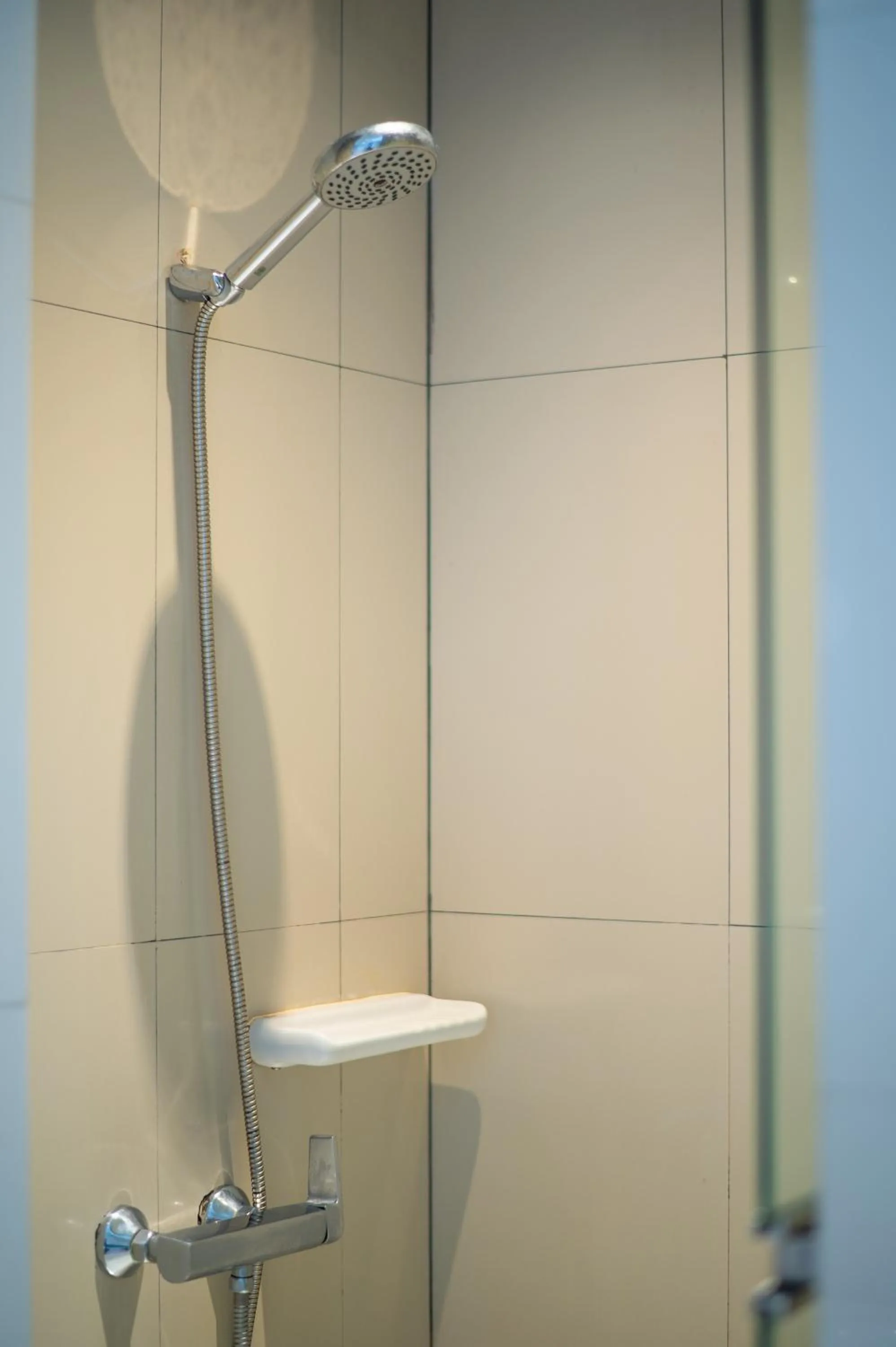 Shower in The Lantern Resorts Patong