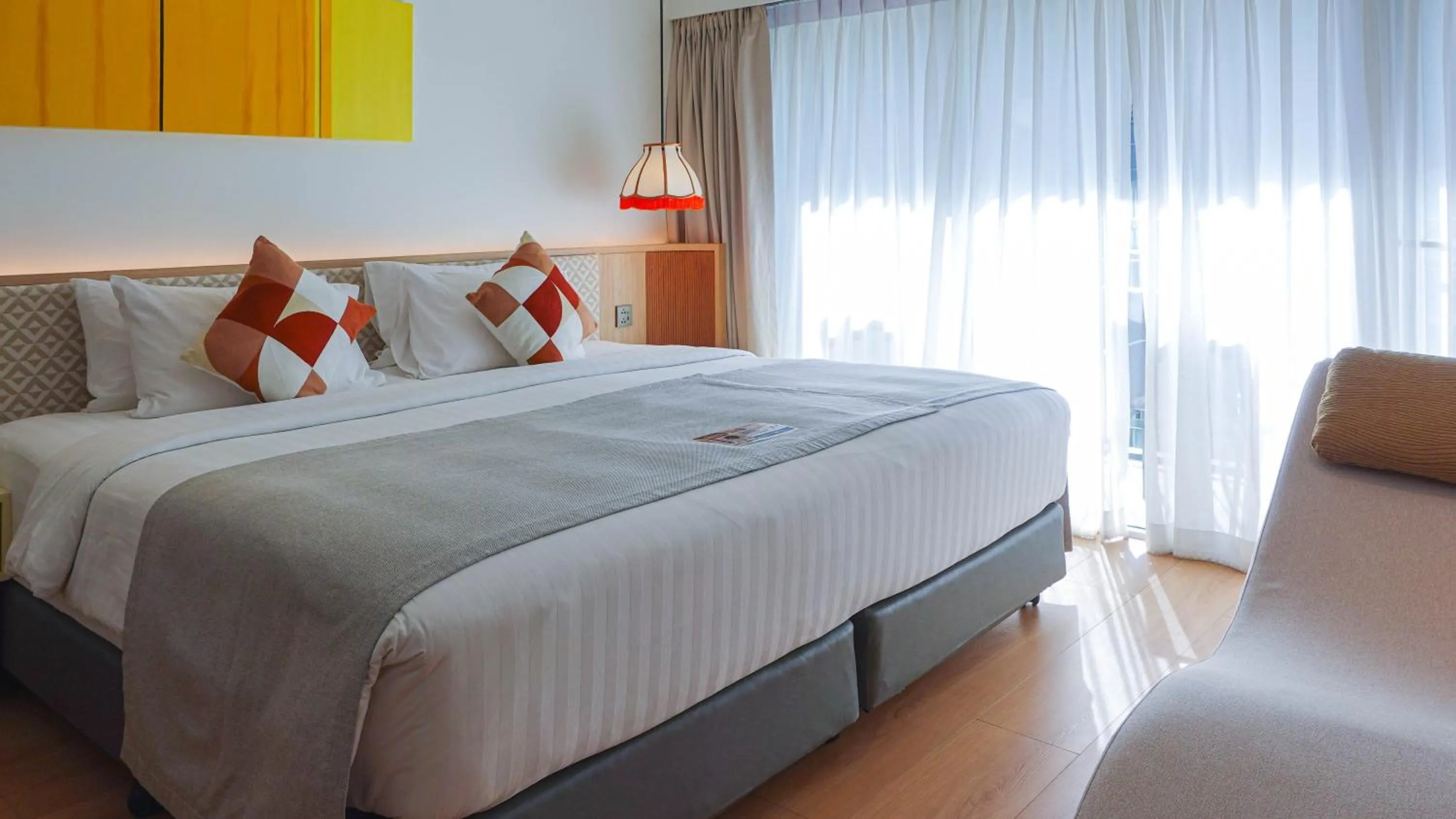 Bed in The Lantern Resorts Patong