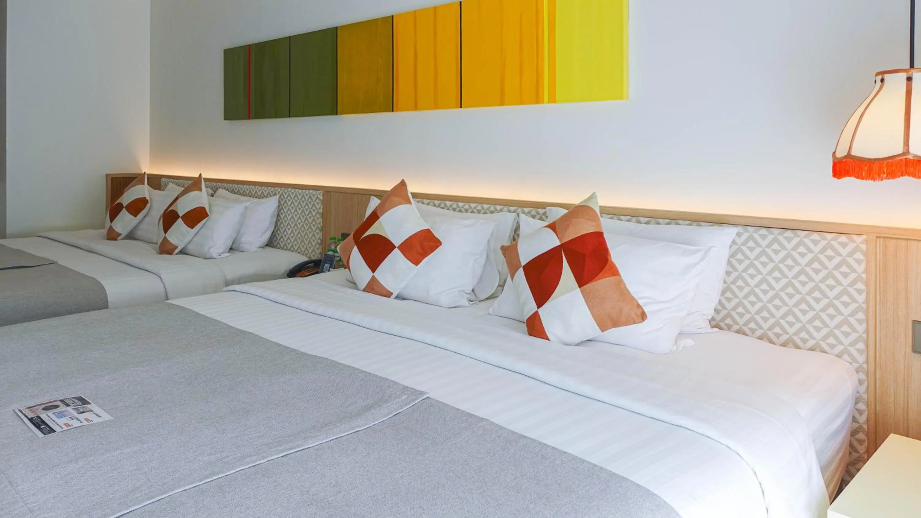 Bed in The Lantern Resorts Patong