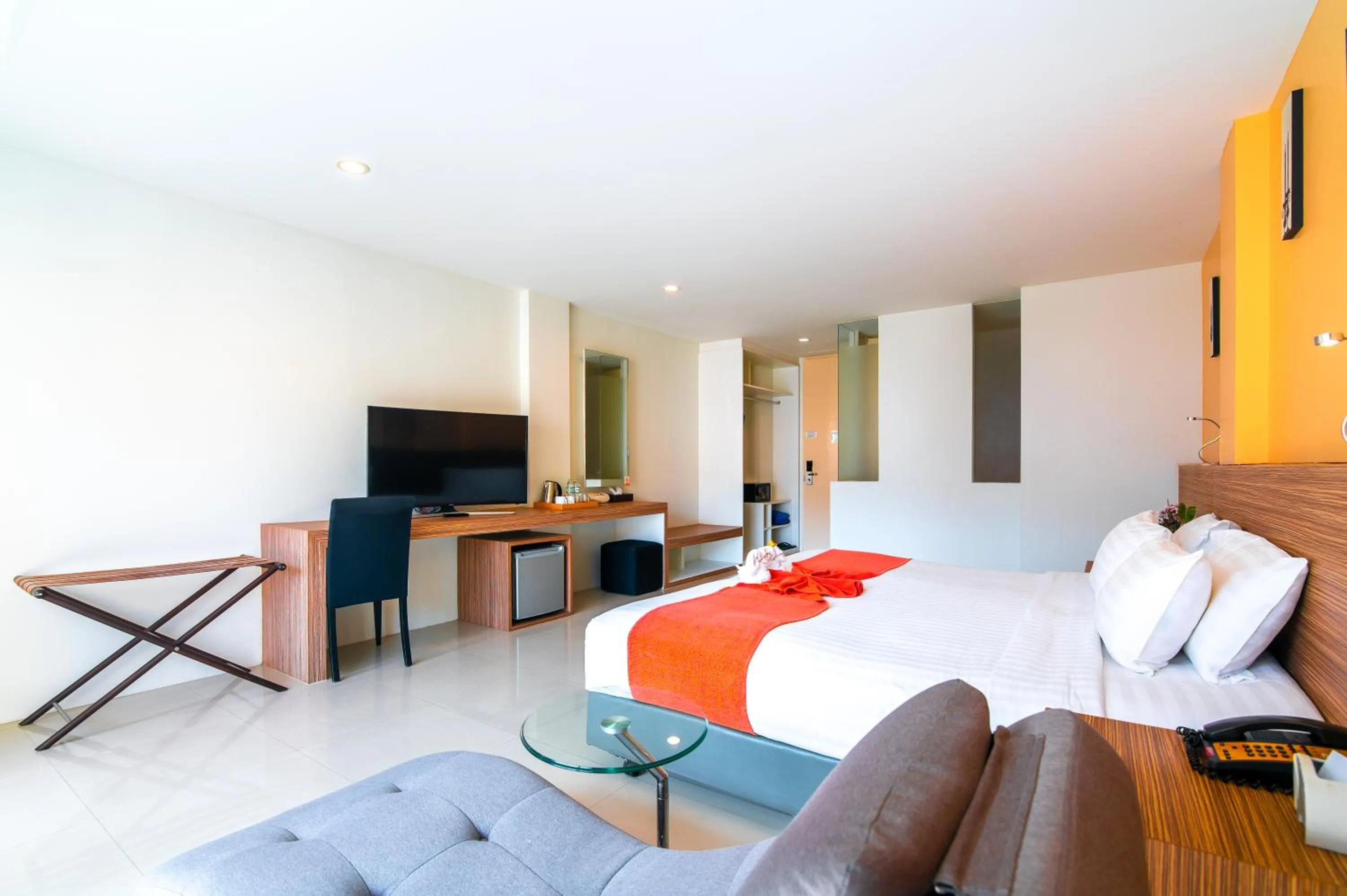 Bed in The Lantern Resorts Patong