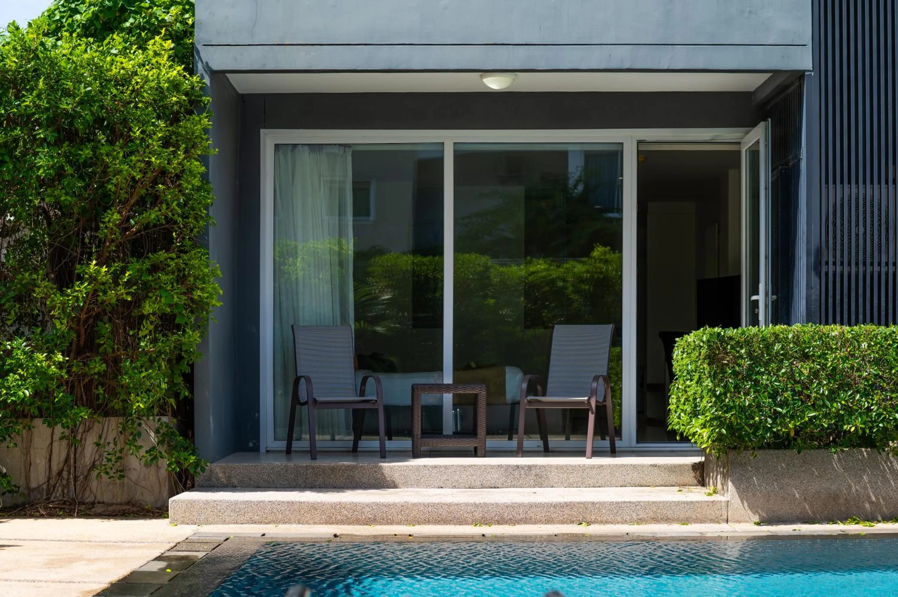 Balcony/Terrace in The Lantern Resorts Patong