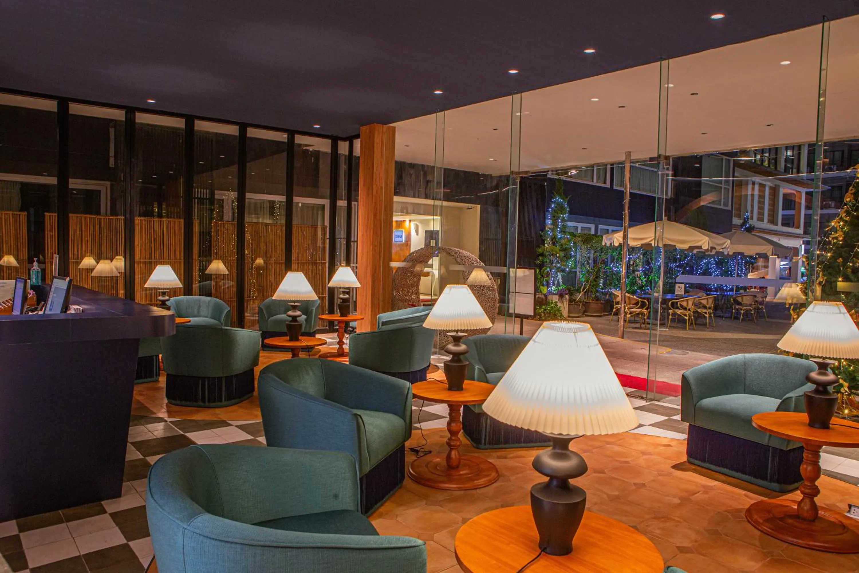 Facade/entrance in The Lantern Resorts Patong