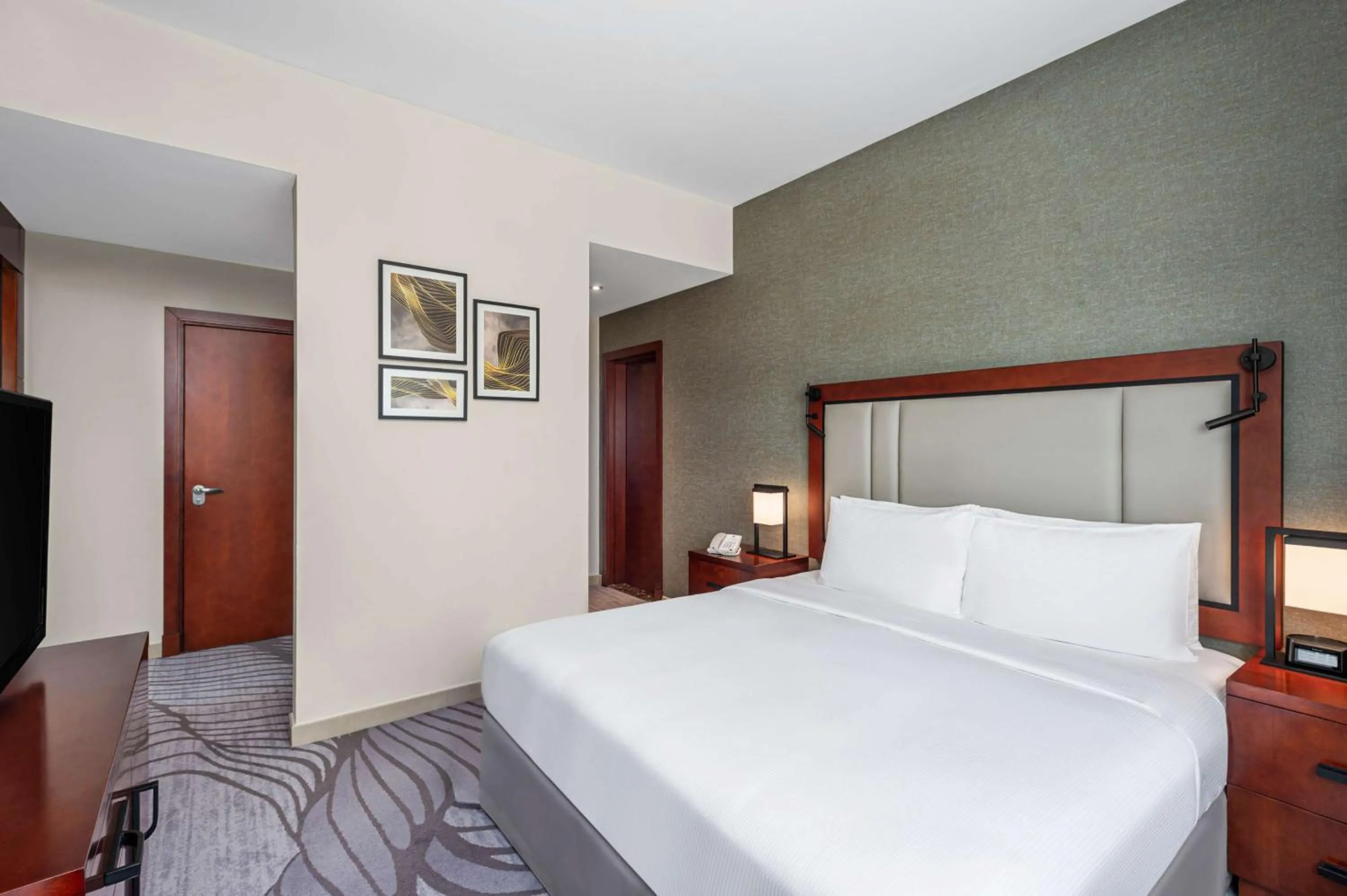 Bed in DoubleTree By Hilton Ras Al Khaimah