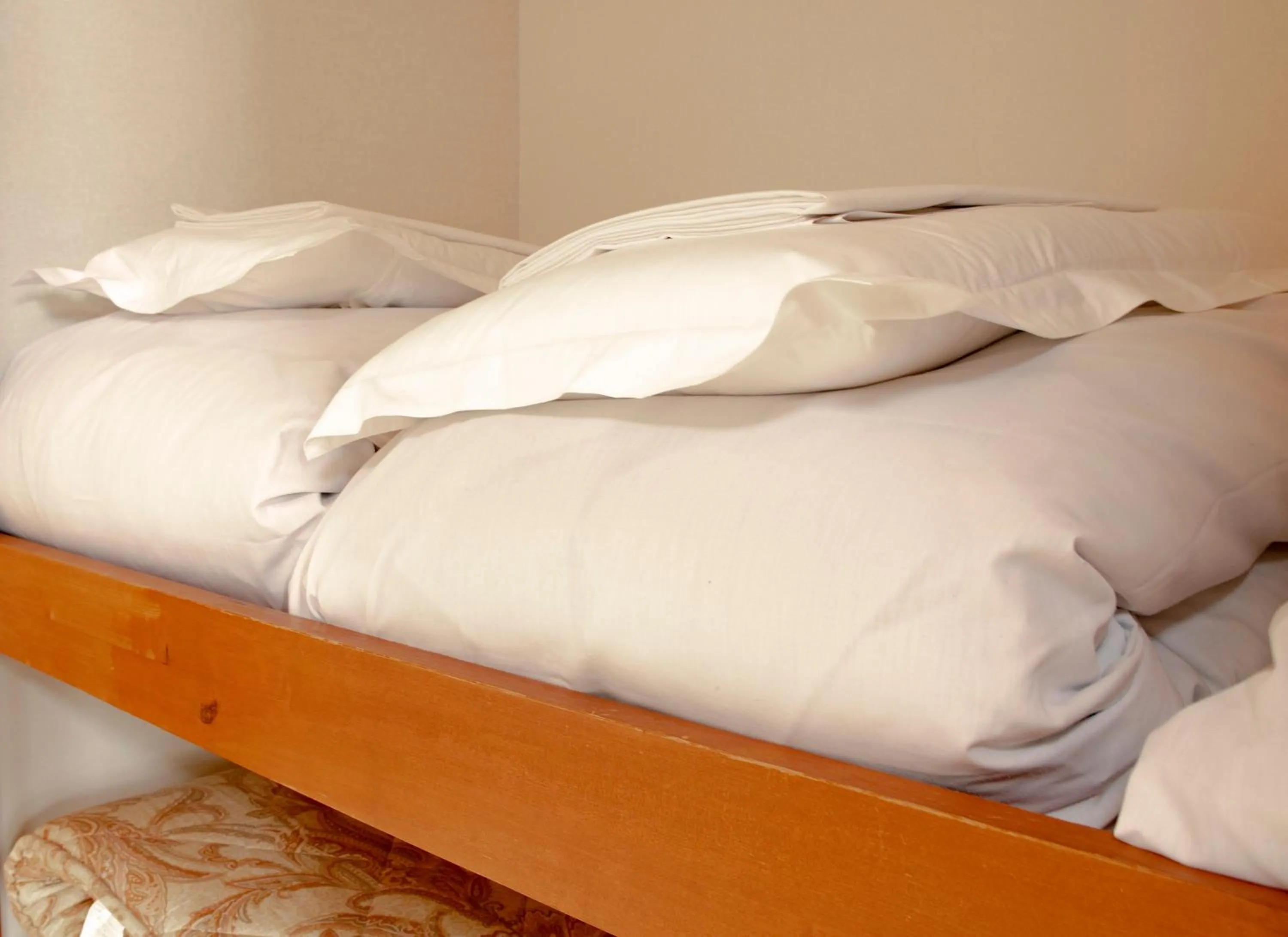 Bed in La Vista Hotel Tsugaike - Stay on the Slopes