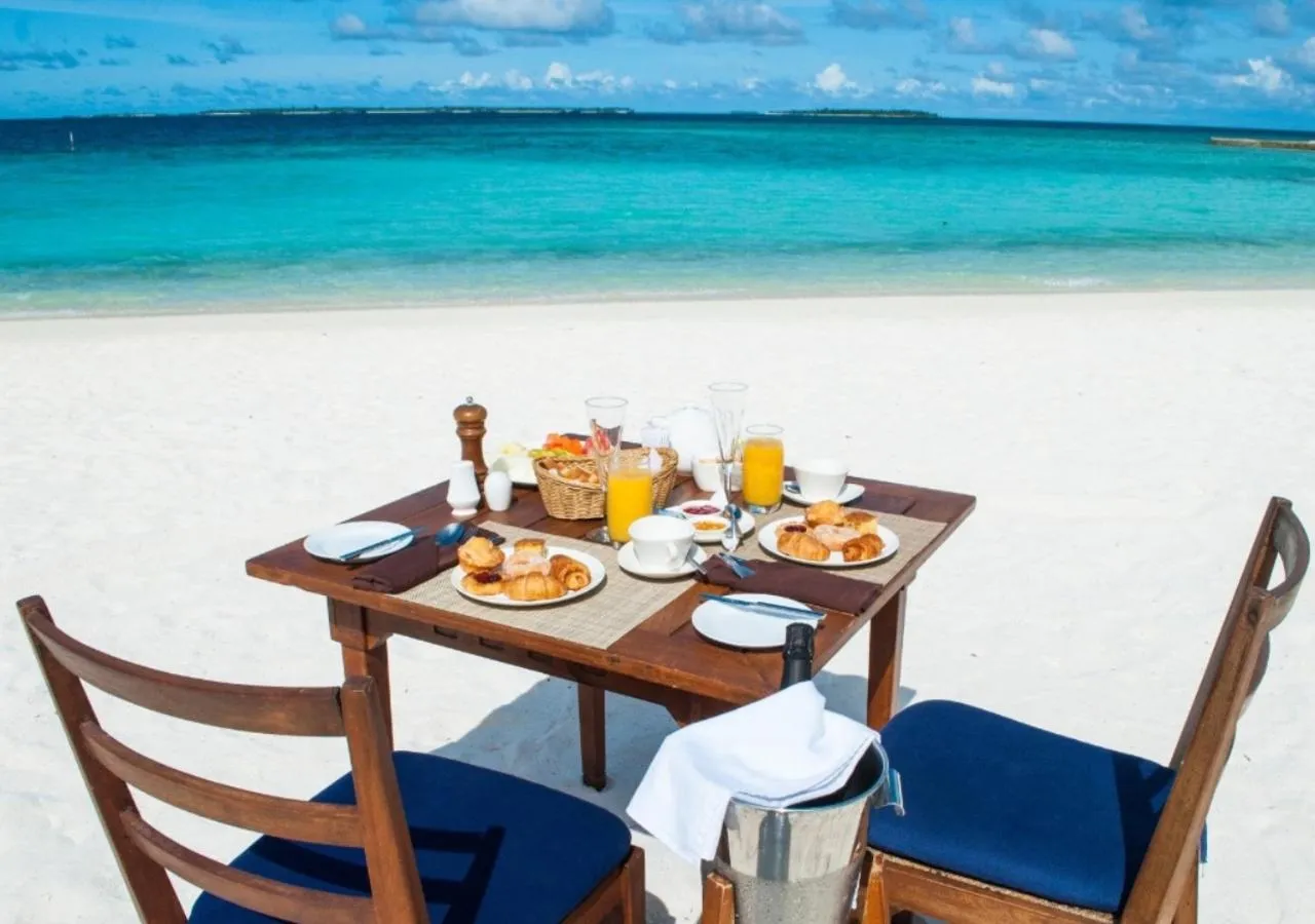 Restaurant/places to eat in Makunudu Island- An Intimate Hideaway