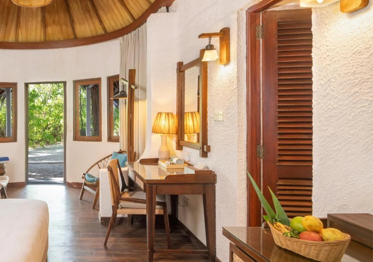 Bedroom in Makunudu Island- An Intimate Hideaway