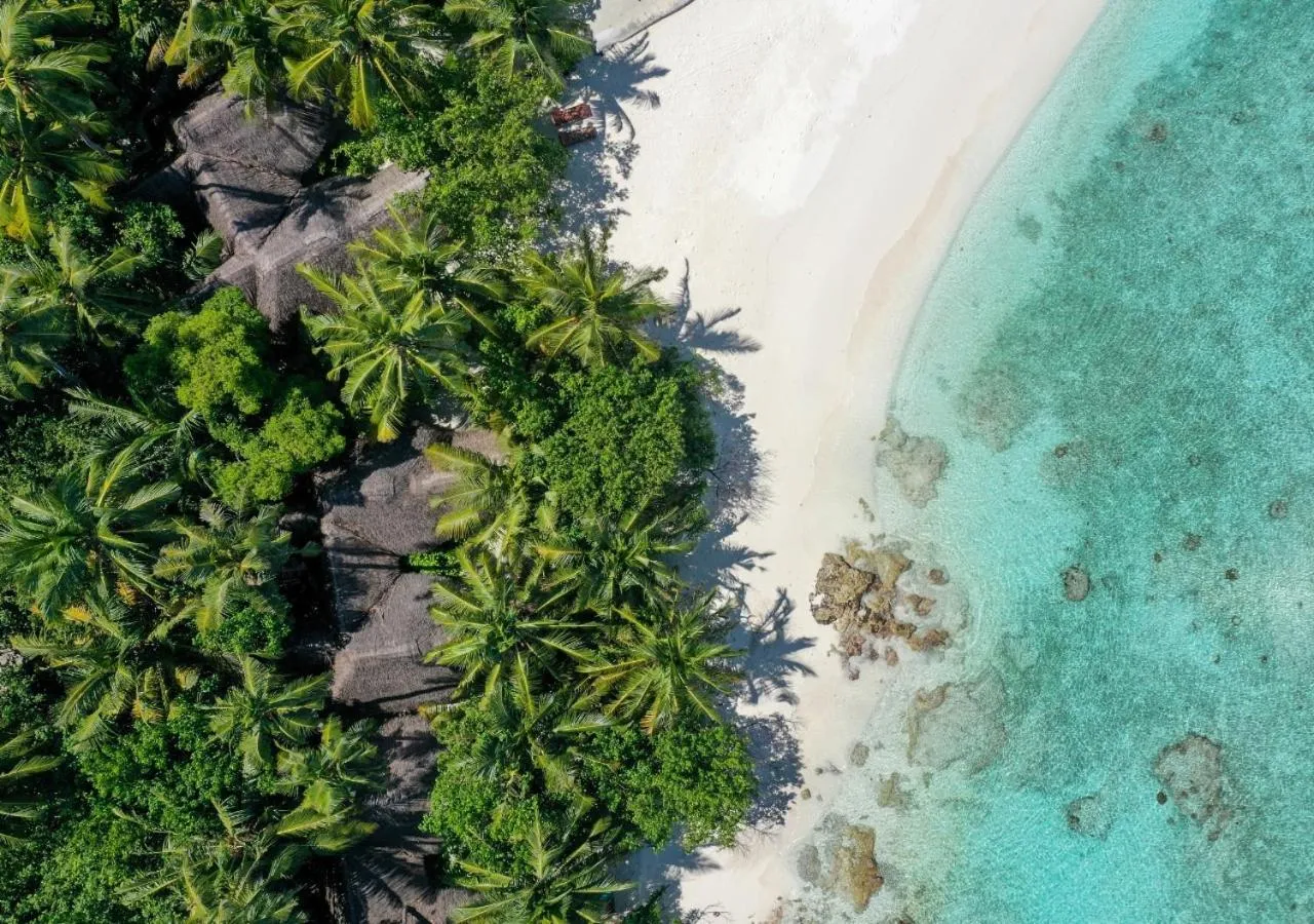 Beach in Makunudu Island- An Intimate Hideaway