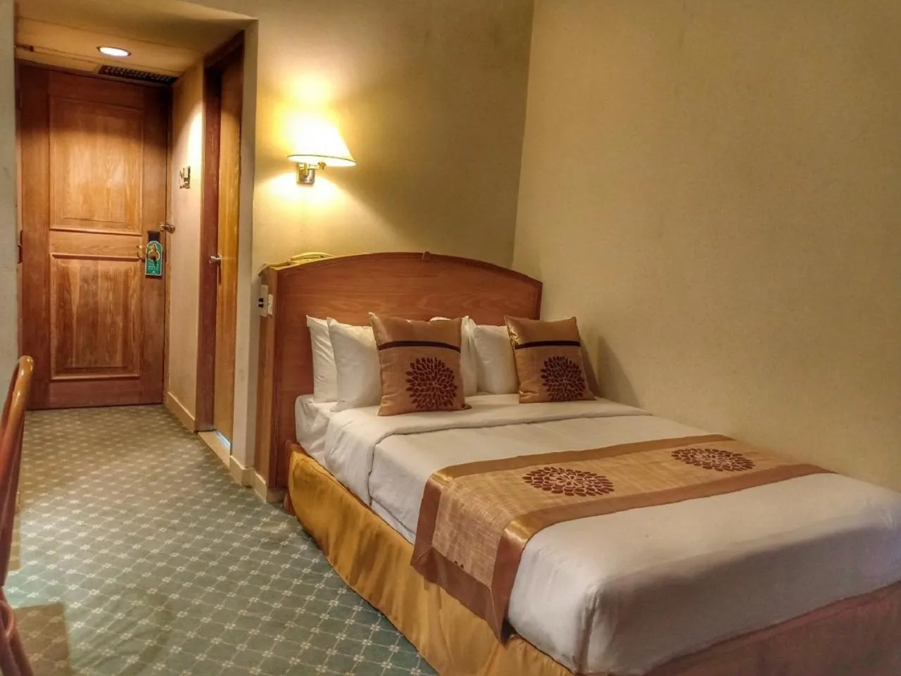 Bedroom, Bed in Terrace Hotel