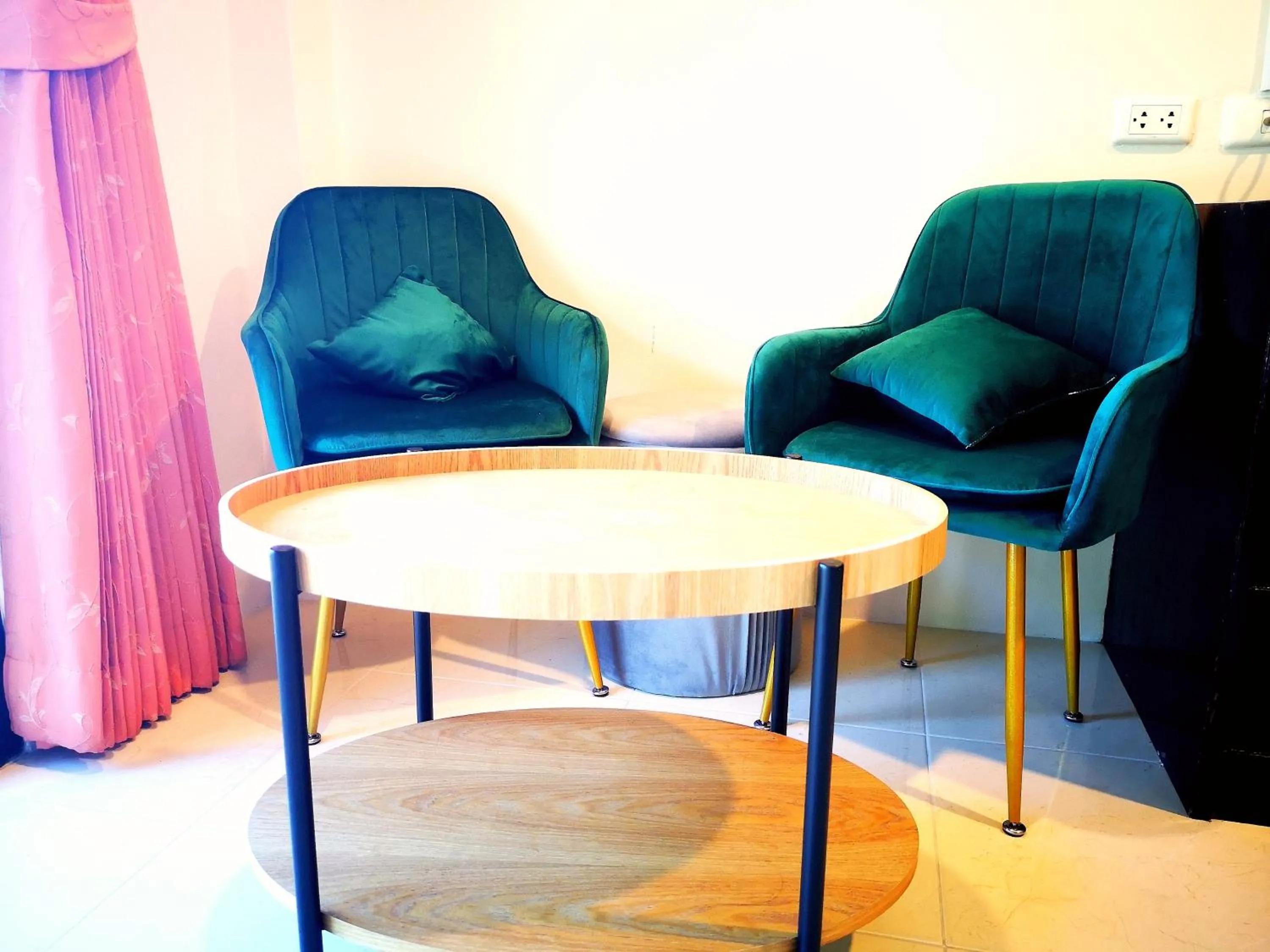 Living room in Seven Seas Hotel Patong Beach