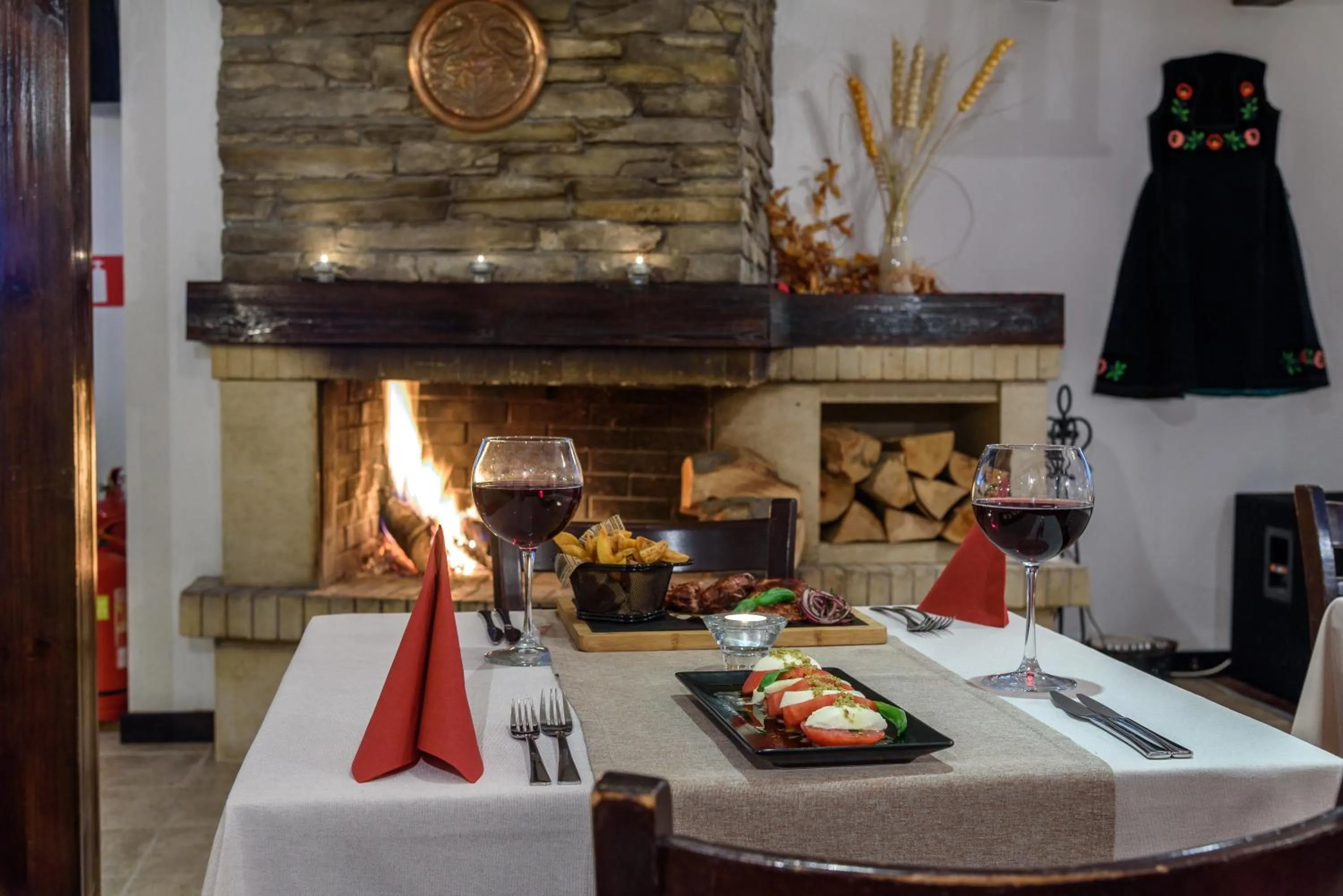 Restaurant/places to eat in Lion Hotel Borovets