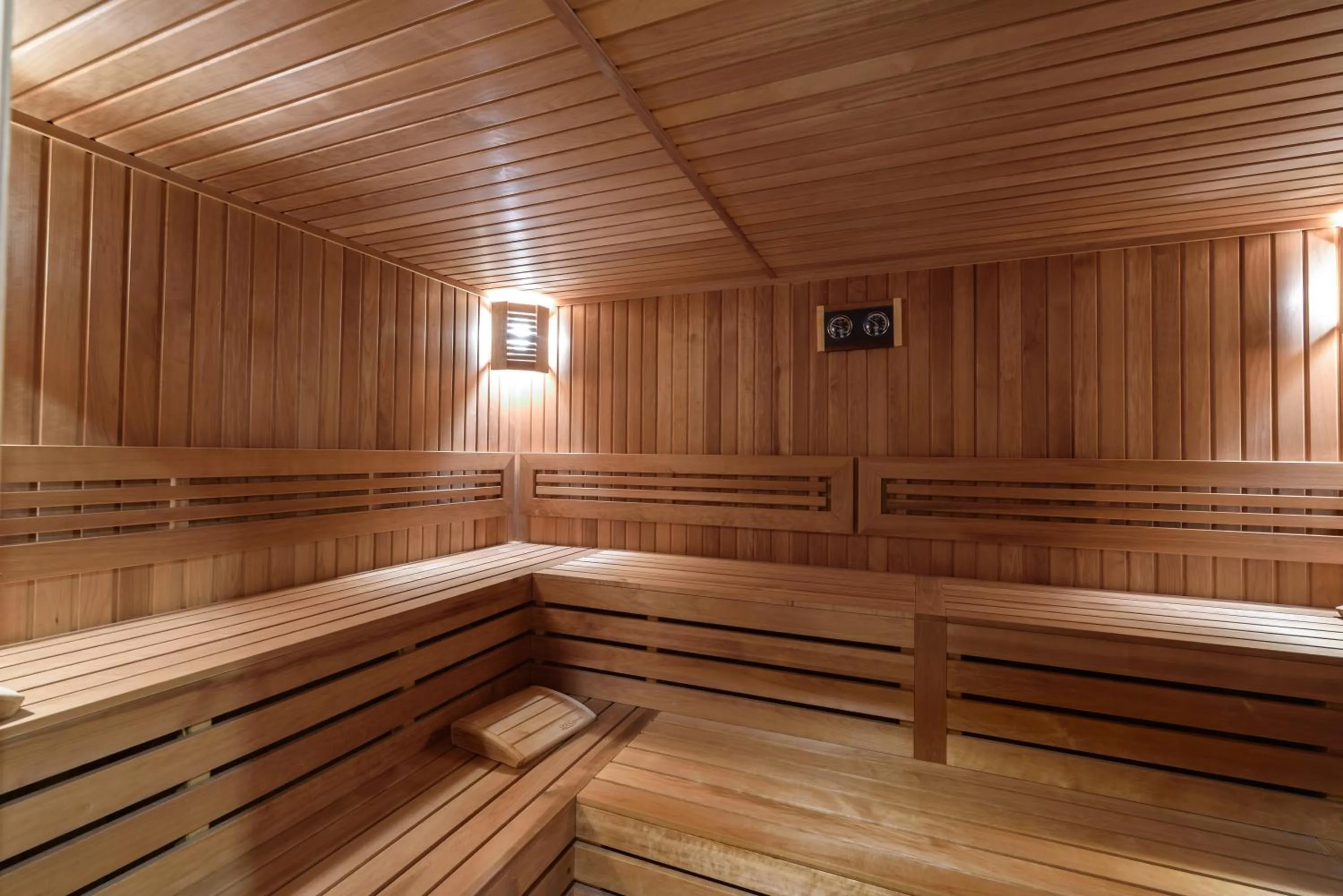 Sauna in Lion Hotel Borovets