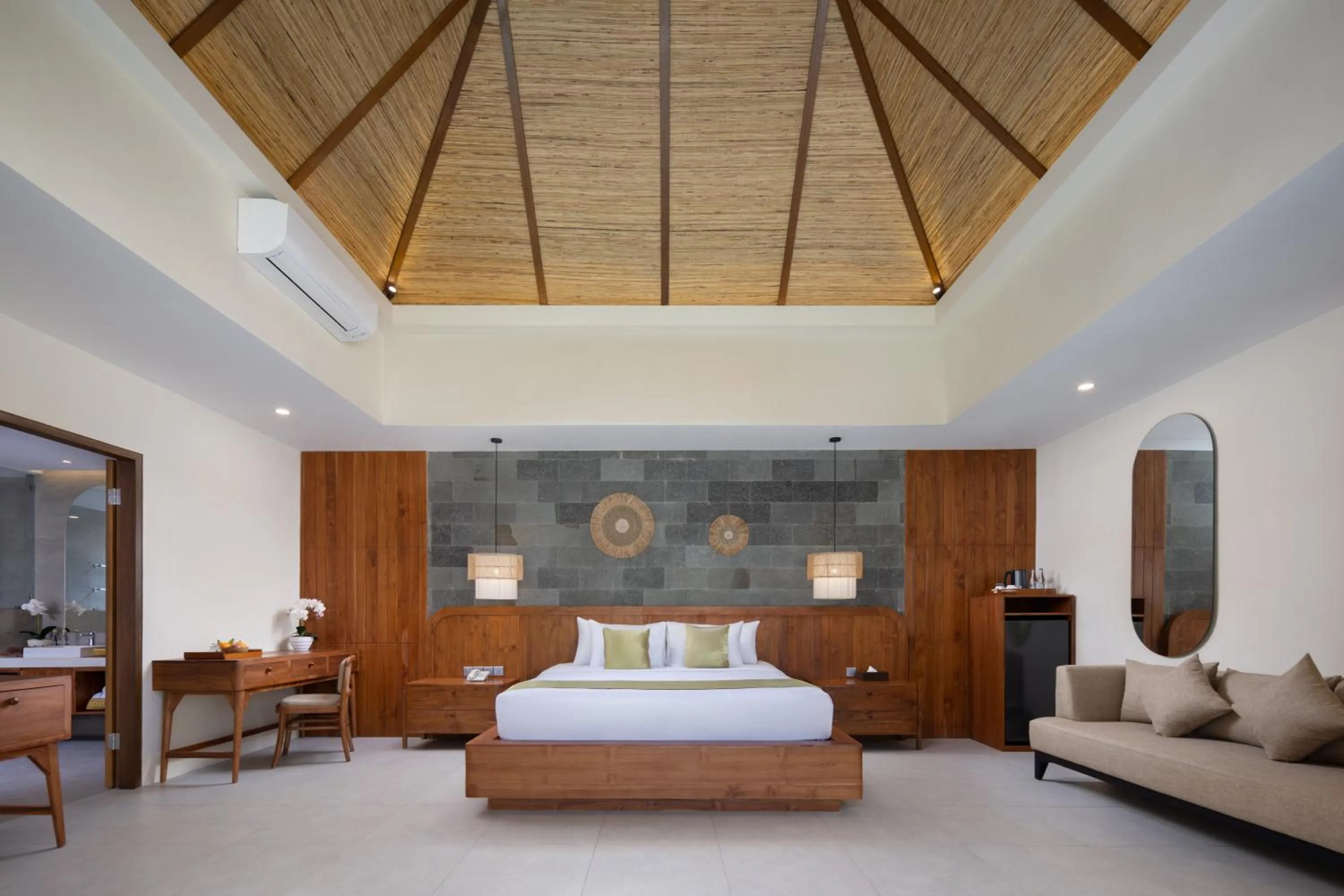 Property building, Bed in Tonys Villas & Resort Seminyak - Bali