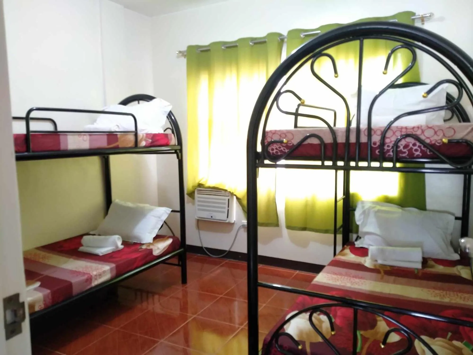 Bed in DMS Apartelle