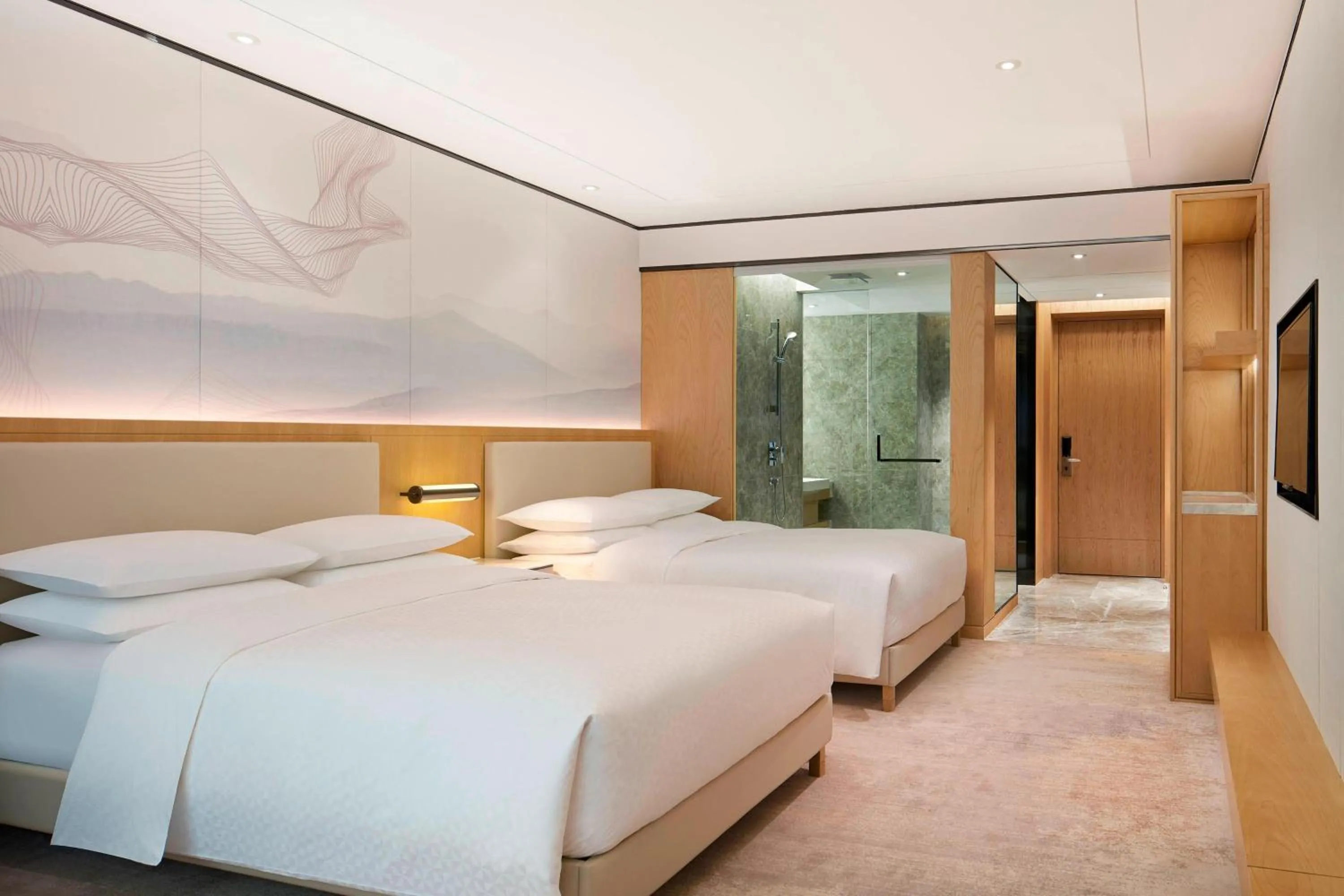 Photo of the whole room, Bed in Four Points by Sheraton Changsha, Meixi Lake