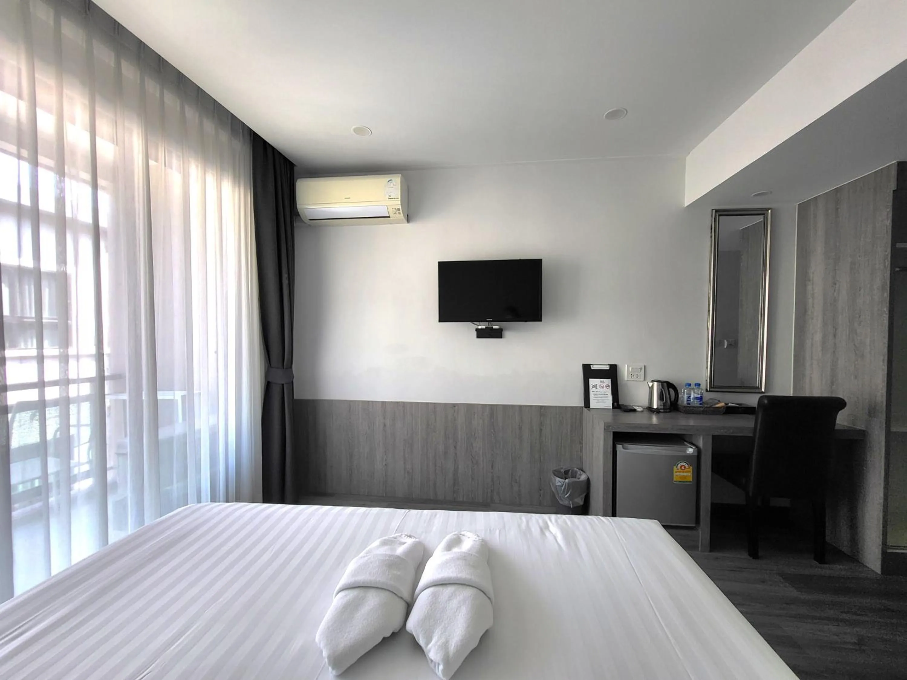 Bed in Irin Beach Cha-am