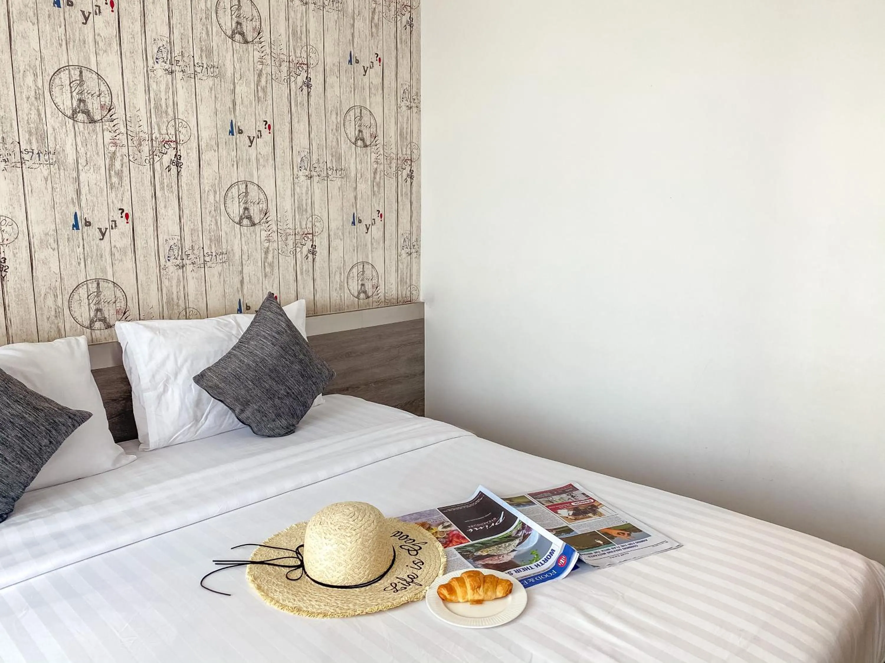 Bed in Irin Beach Cha-am