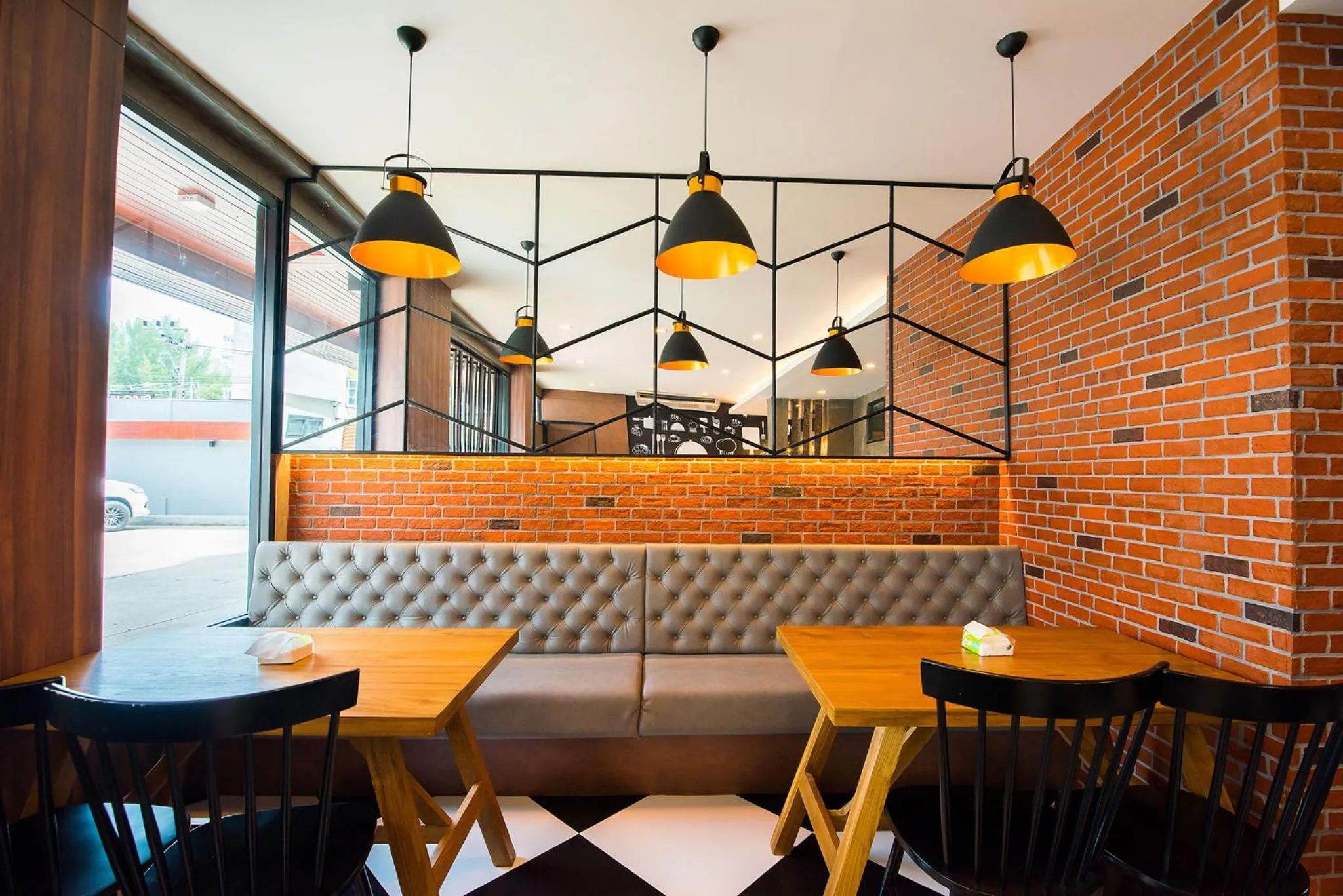 Restaurant/places to eat in Irin Beach Cha-am