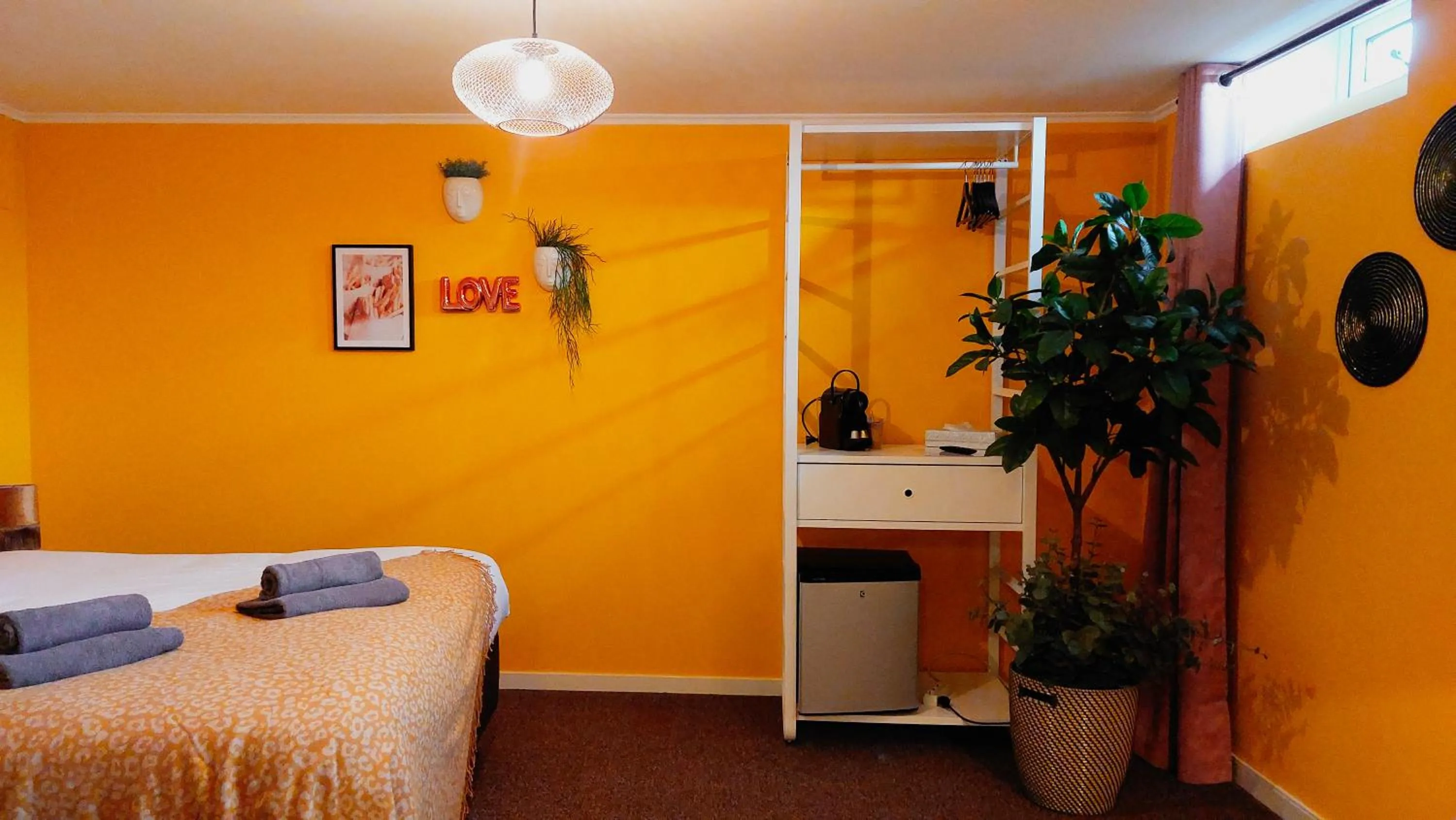 Bedroom, Bed in Boutique Lodge Zandvoort