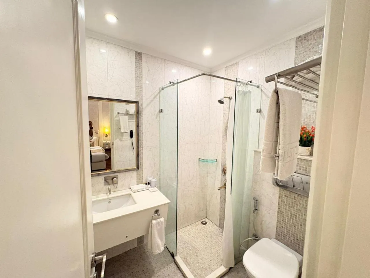 Shower in Hotel Bright