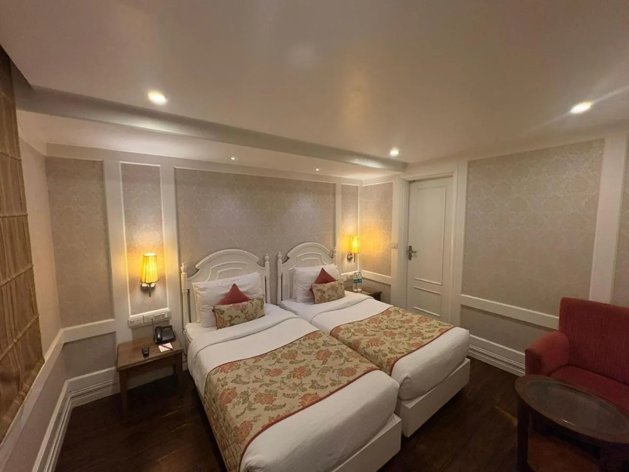 Bedroom, Bed in Hotel Bright