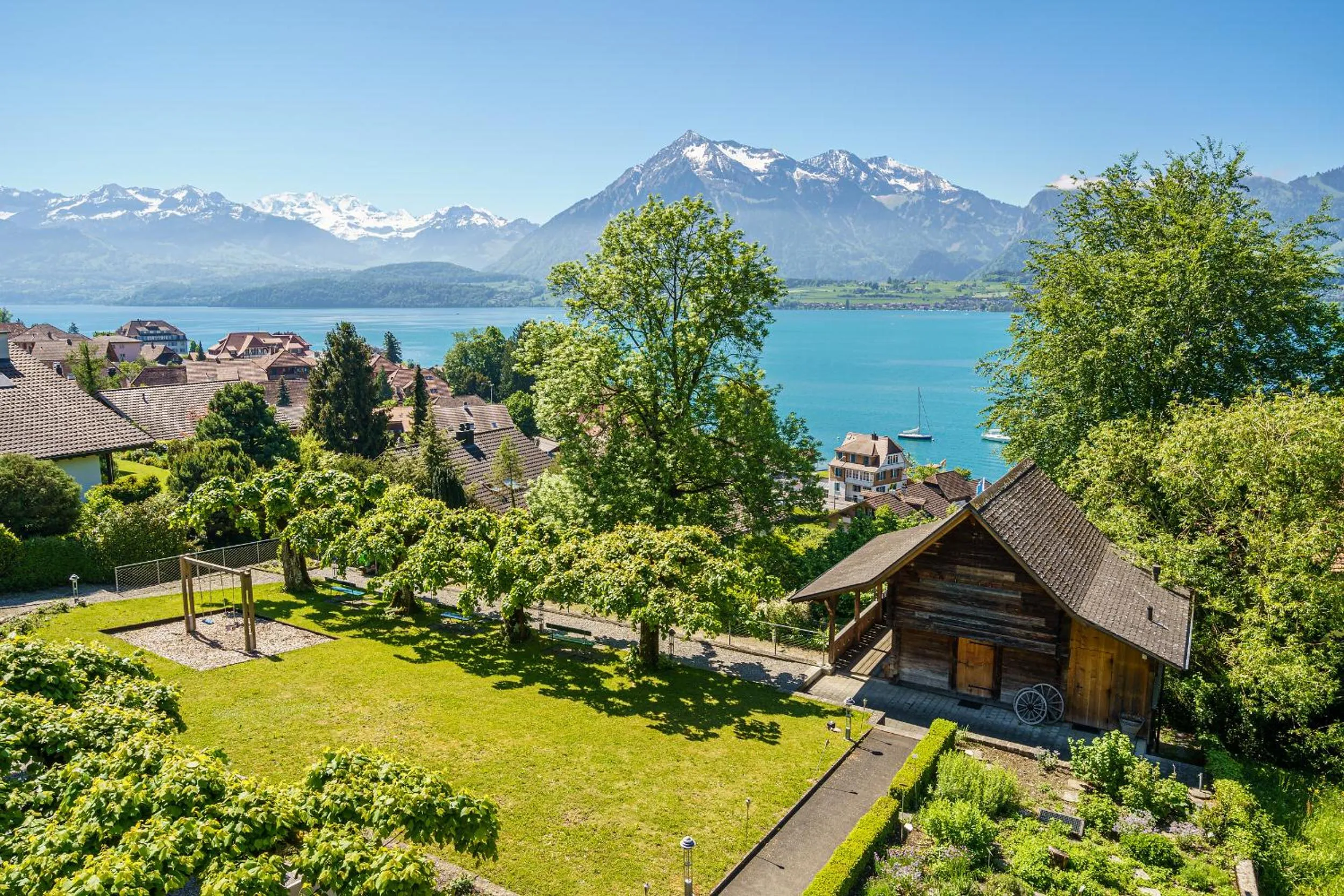 Garden view in Schönbühl Hotel & Restaurant Lake Thun