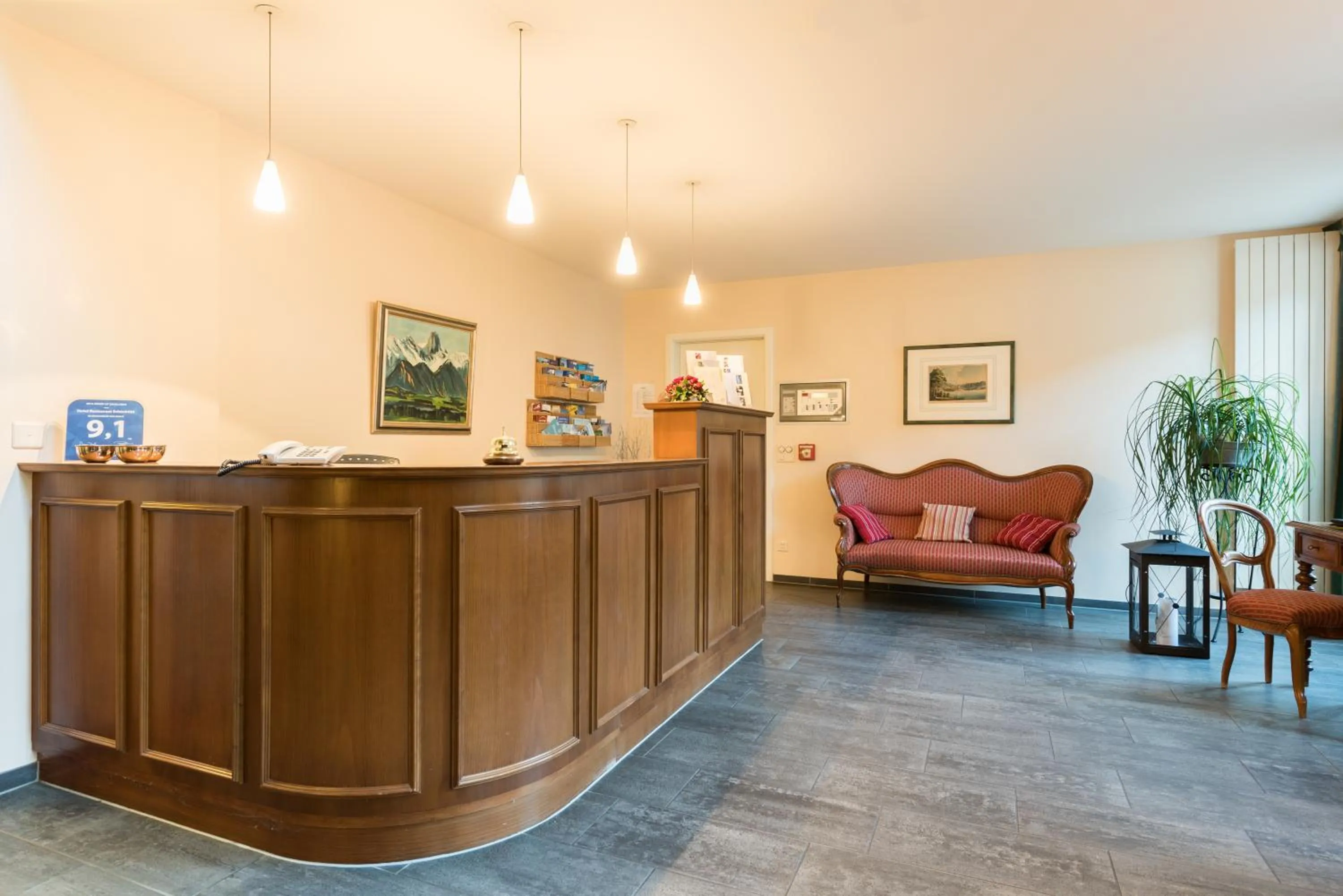 Lobby or reception in Schönbühl Hotel & Restaurant Lake Thun