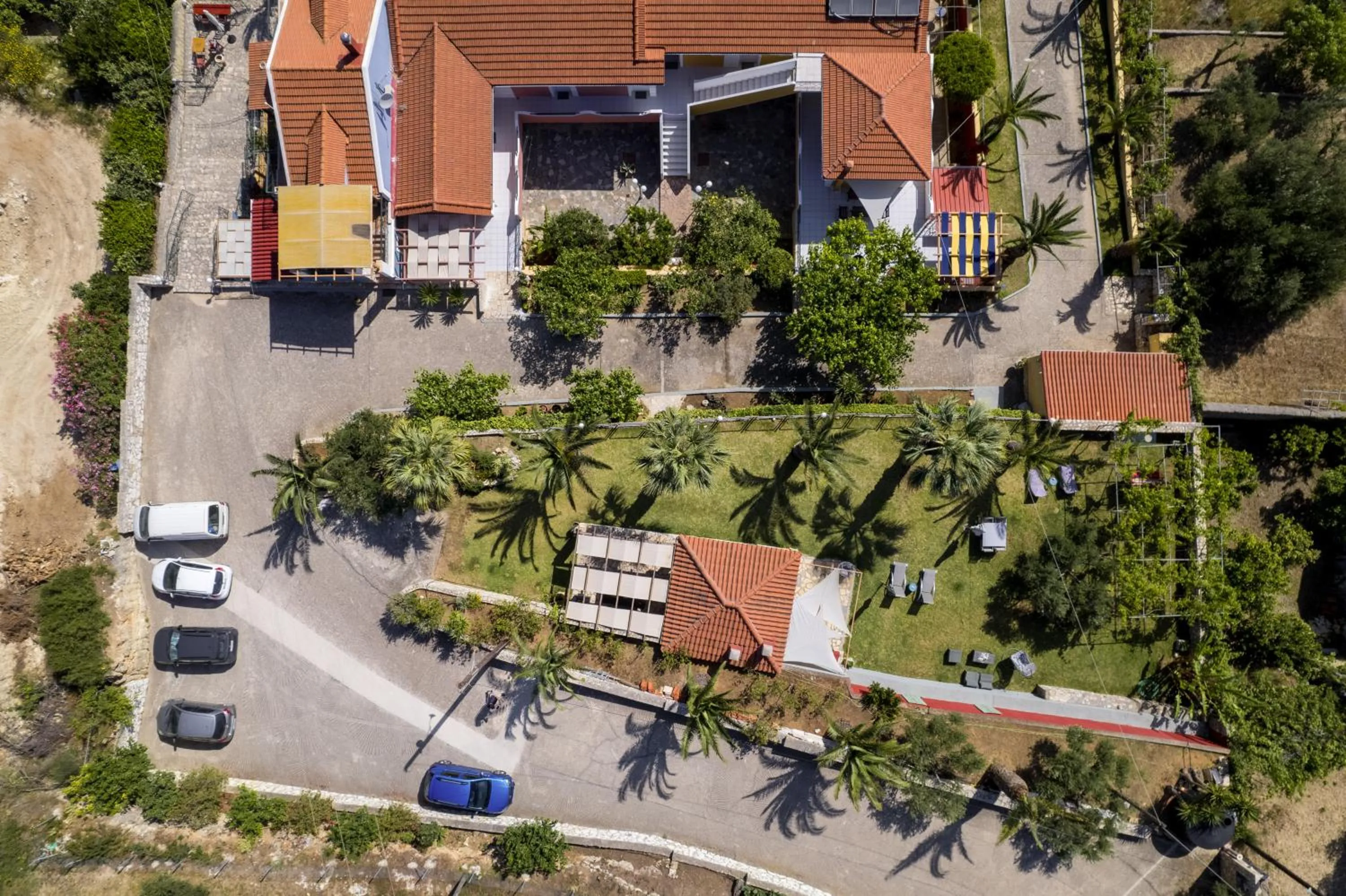 Property building in Studios Rania - Rania Studios & Apartments