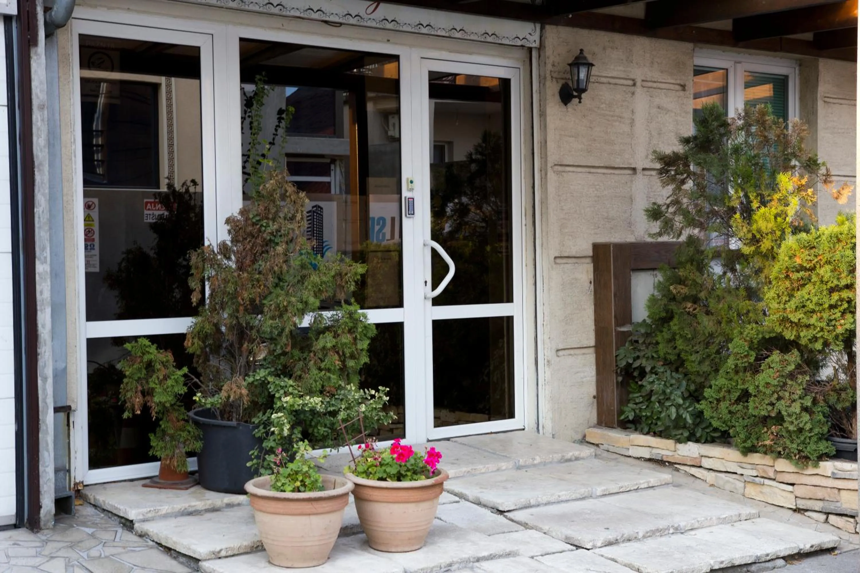 Facade/entrance in Vila Senjak