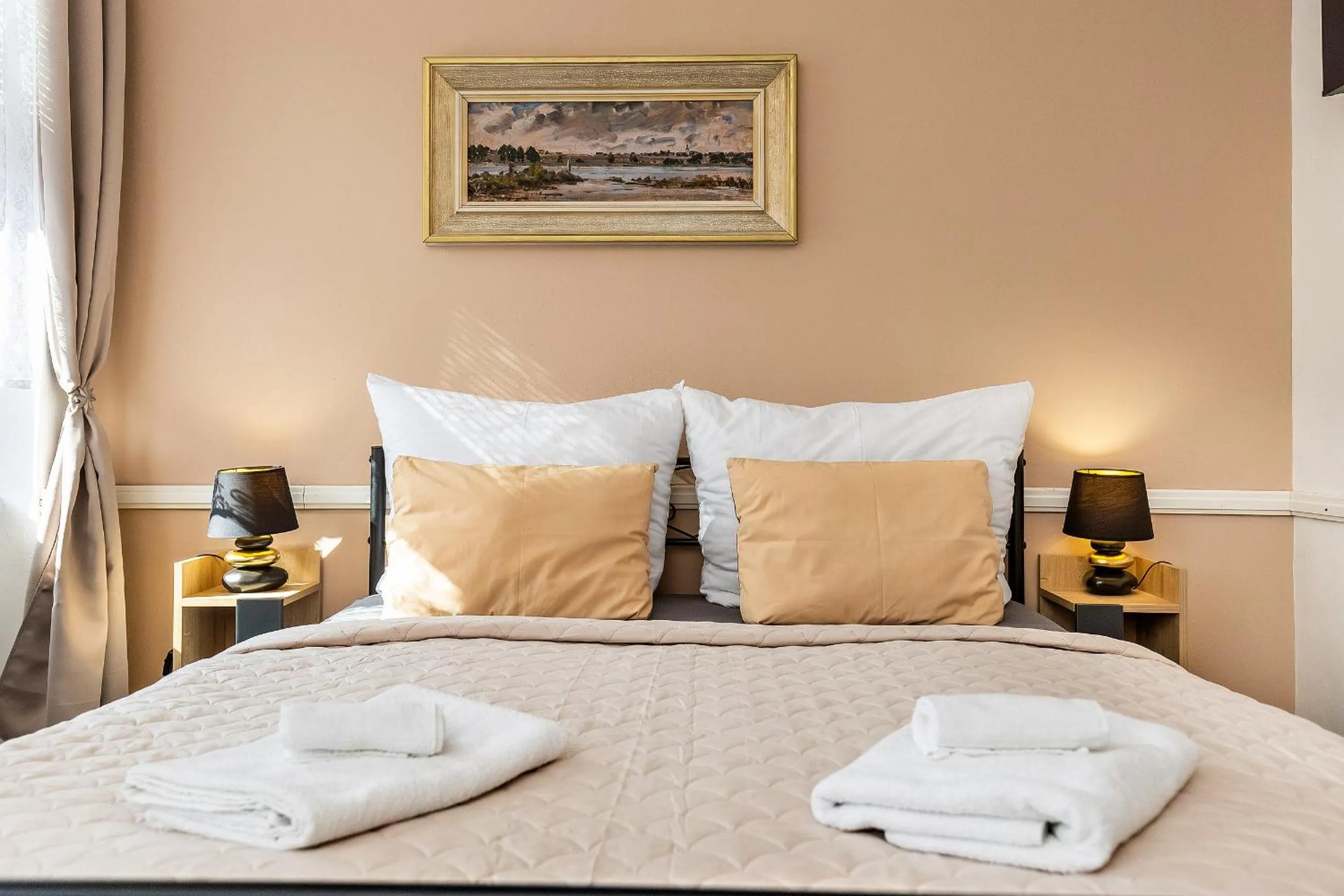 Bed in Penzion Landauer