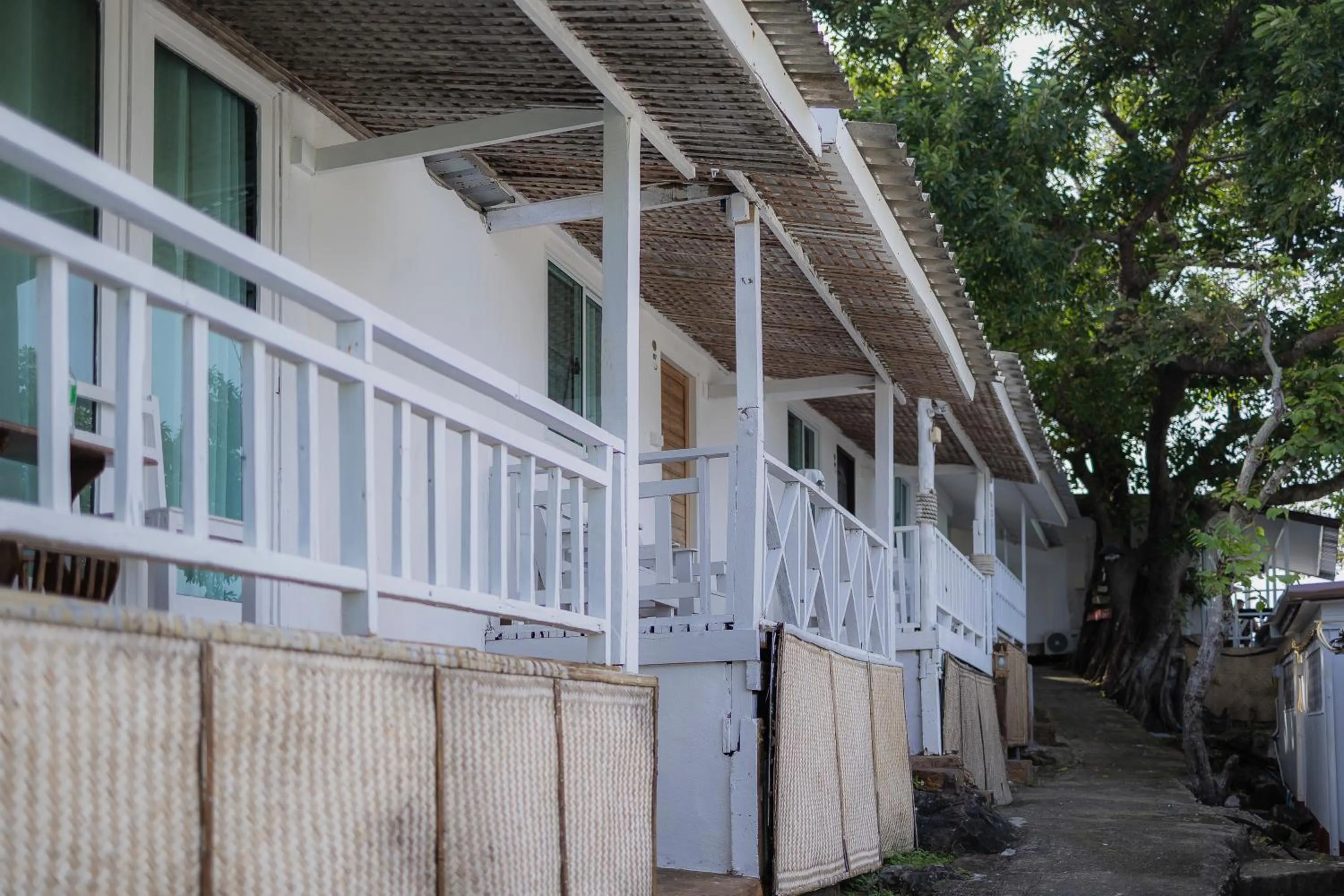 Balcony/Terrace in Phi Phi Cozy Seafront Resort
