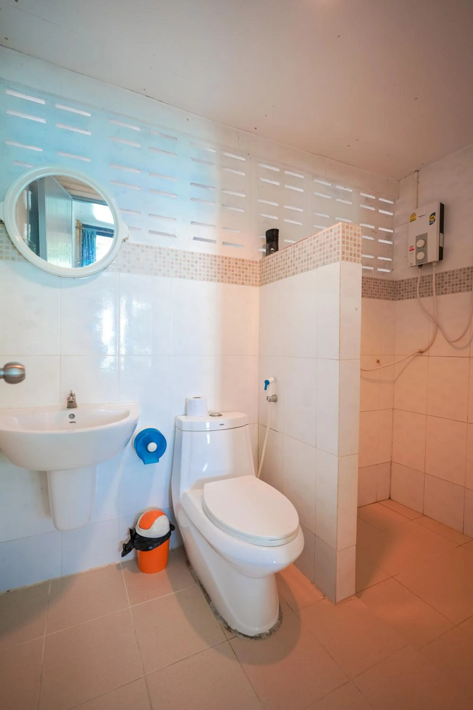 Shower in Phi Phi Cozy Seafront Resort