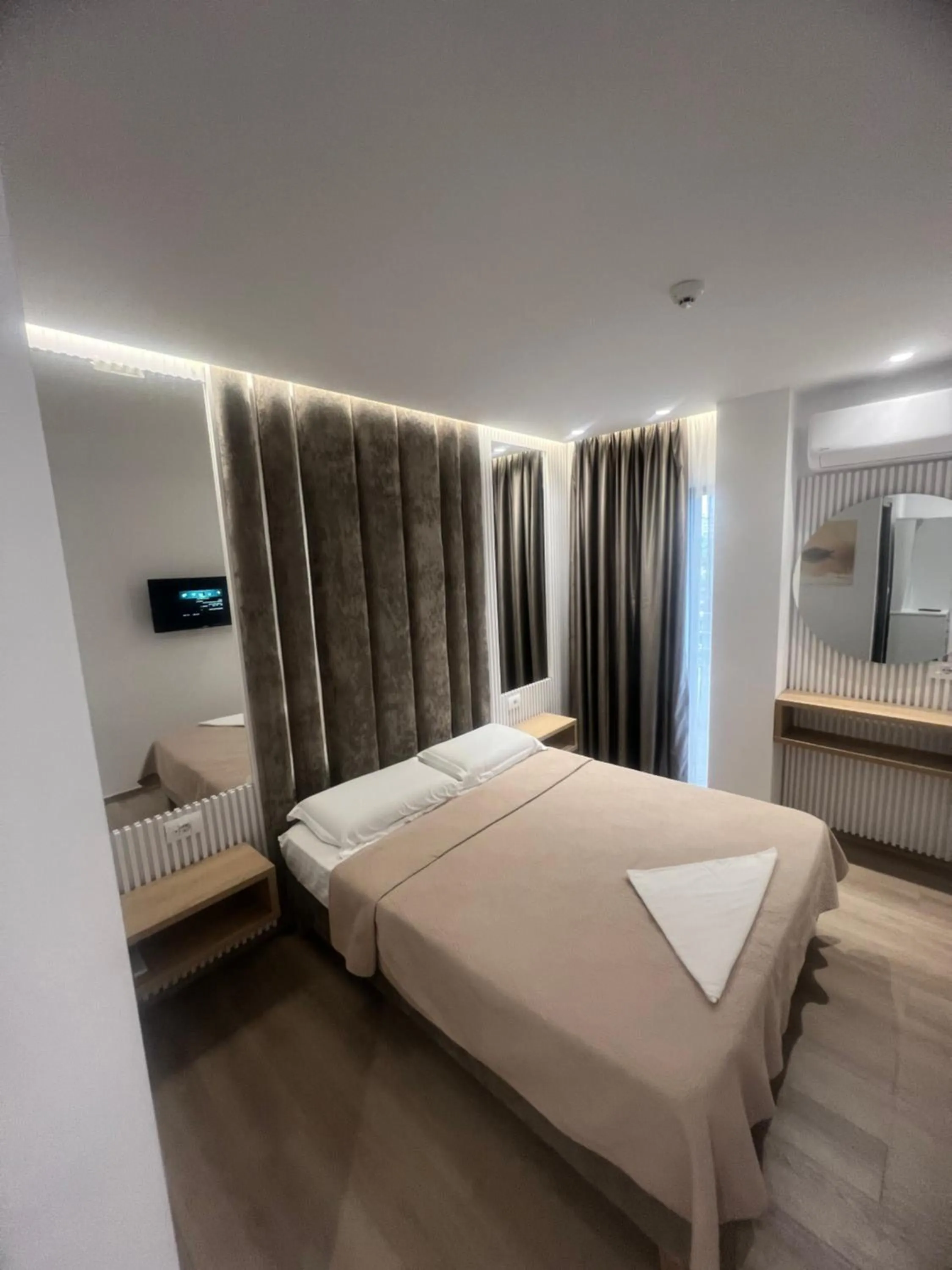 Bed in Ilio Boutique Hotel