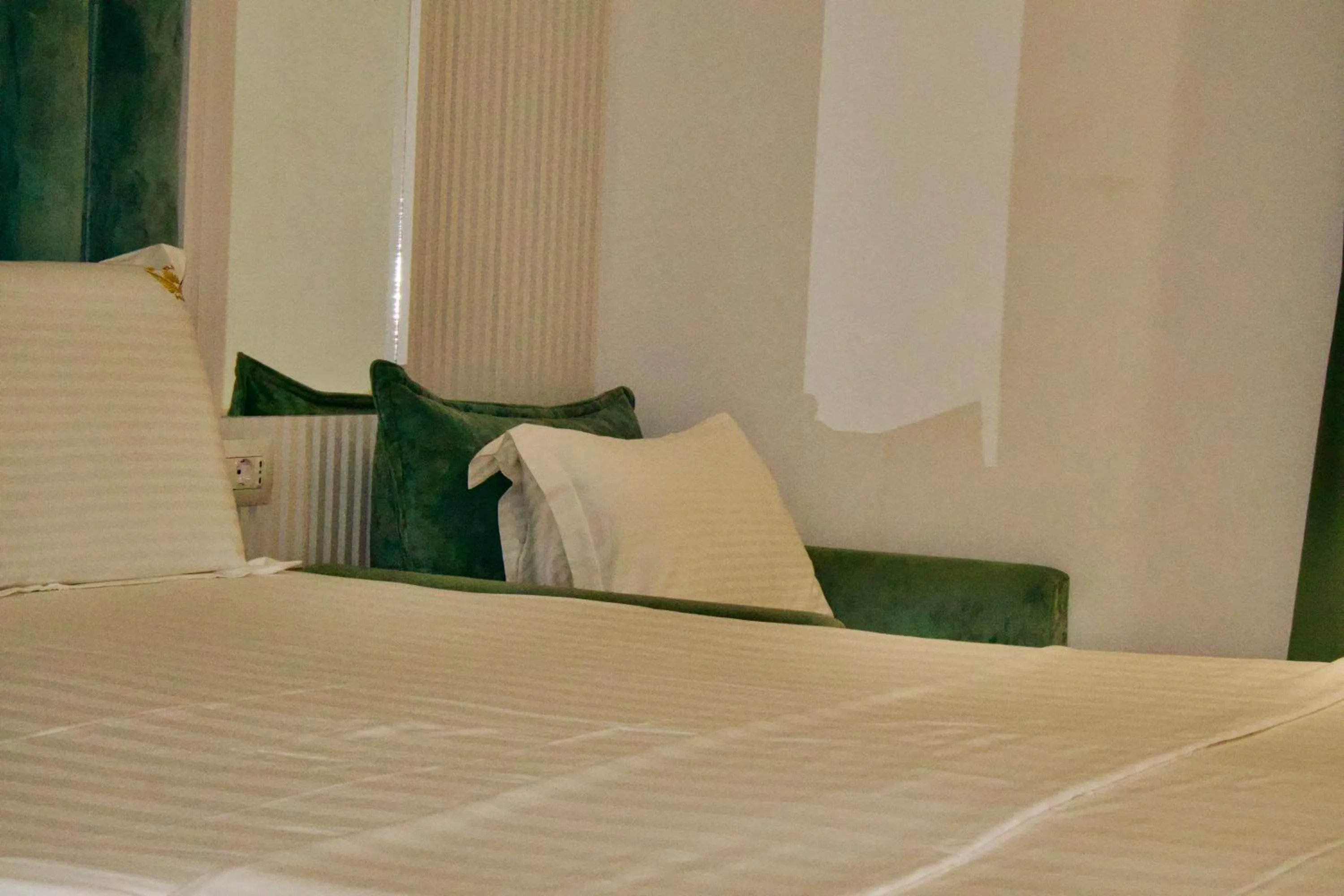 Photo of the whole room, Bed in Ilio Boutique Hotel